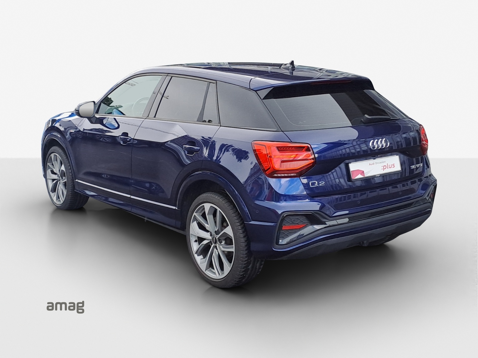 AUDI Q2 35 TFSI S line S-tronic-image-2