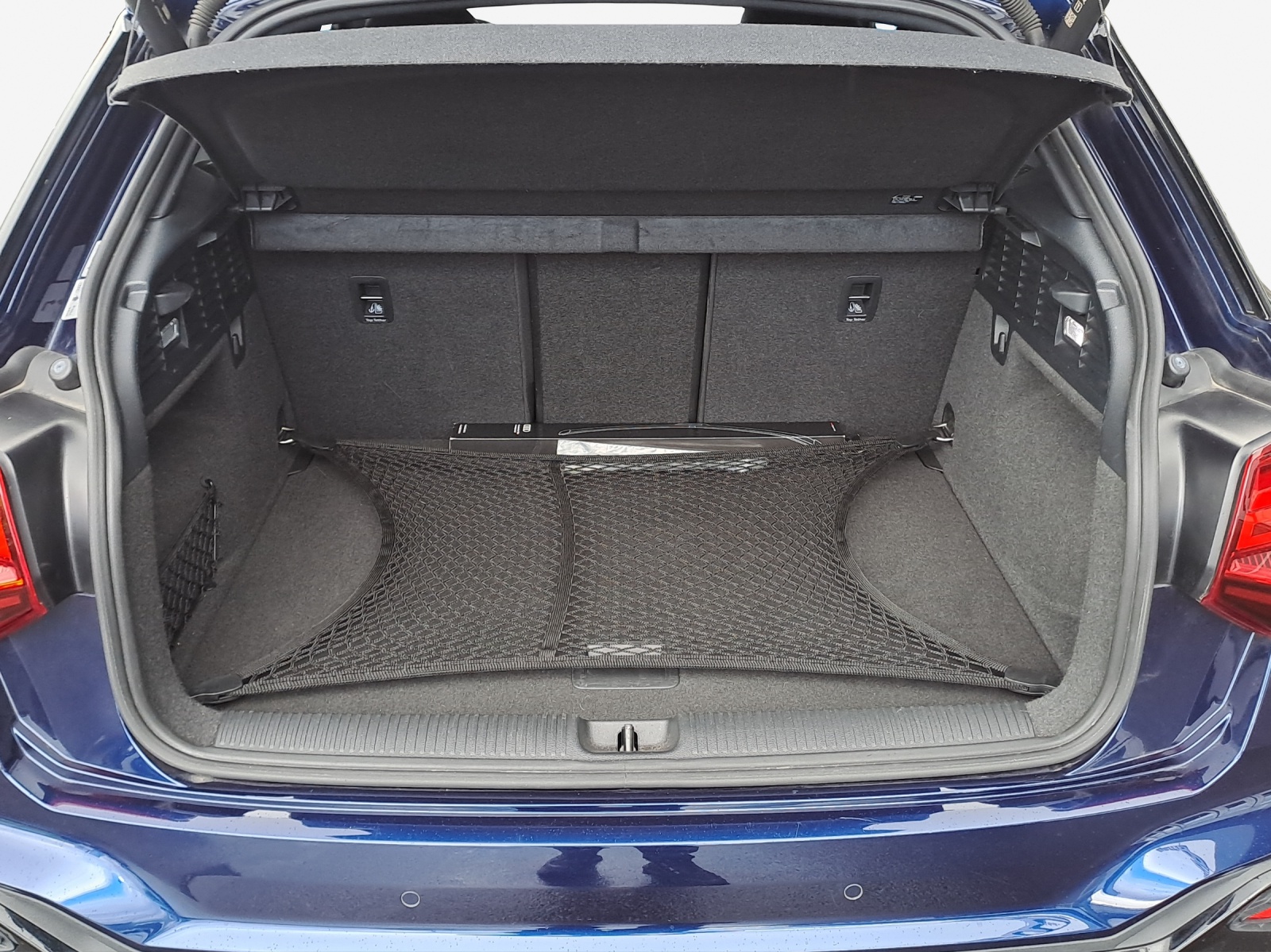 AUDI Q2 35 TFSI S line S-tronic-image-12