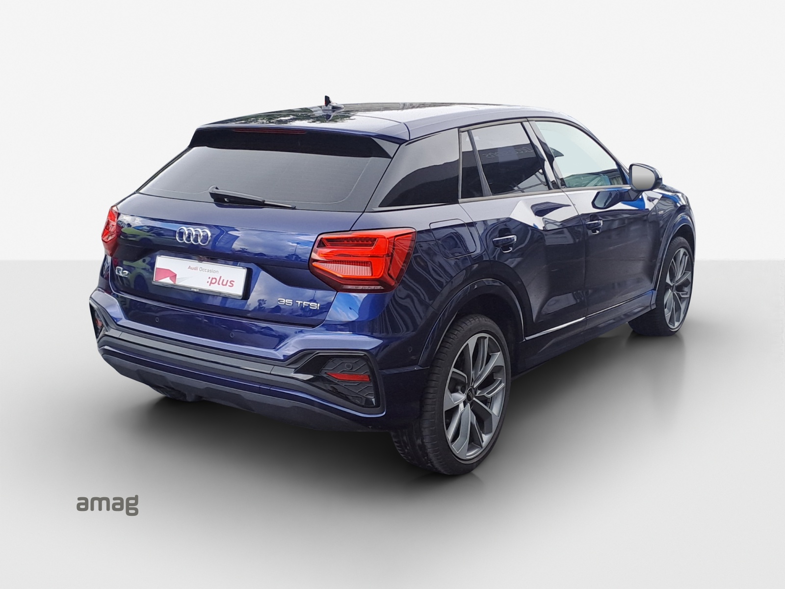 AUDI Q2 35 TFSI S line S-tronic-image-4