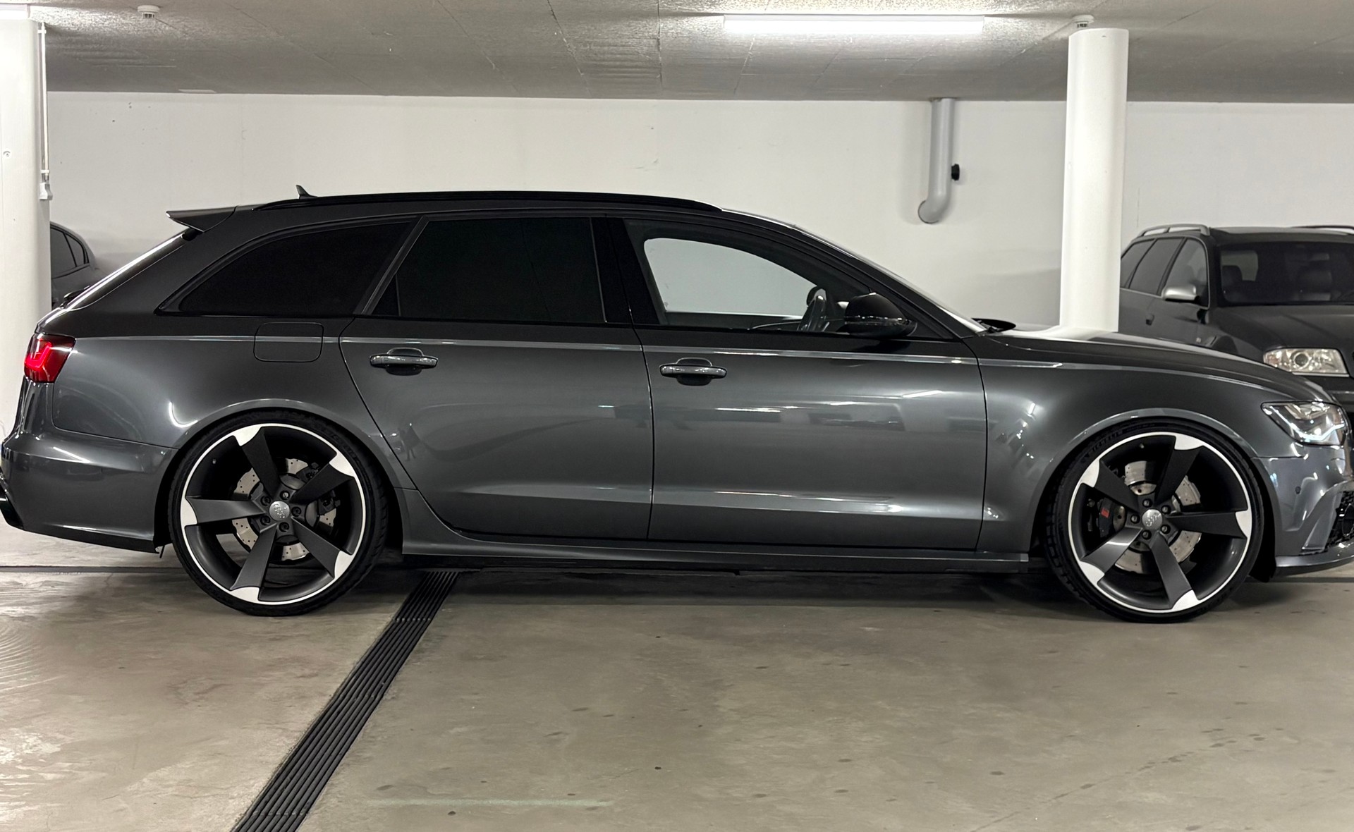 AUDI RS6 Avant 4.0 TFSI V8 quattro Tiptronic 600 ab MFK-image-6