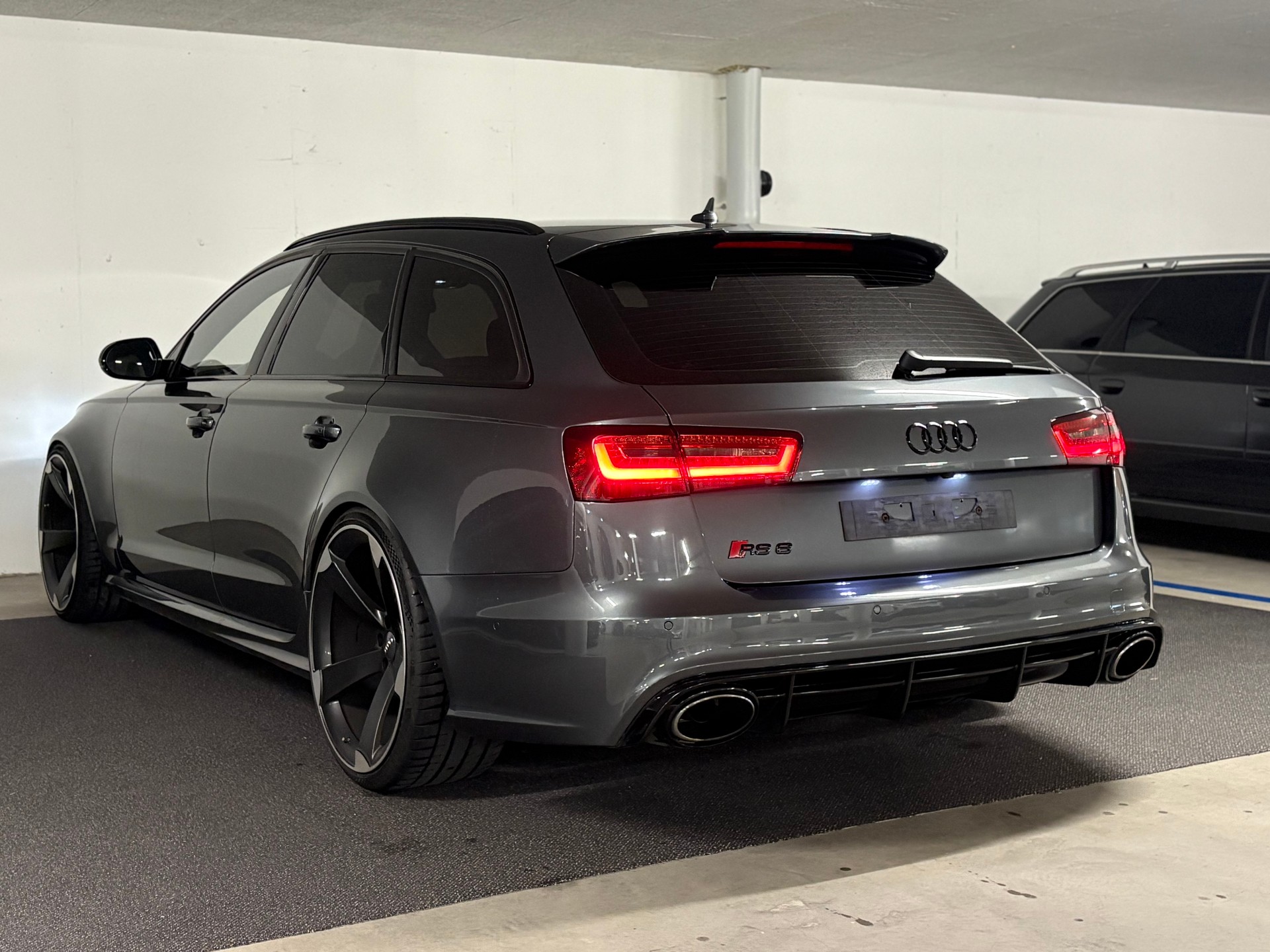 AUDI RS6 Avant 4.0 TFSI V8 quattro Tiptronic 600 ab MFK-image-3