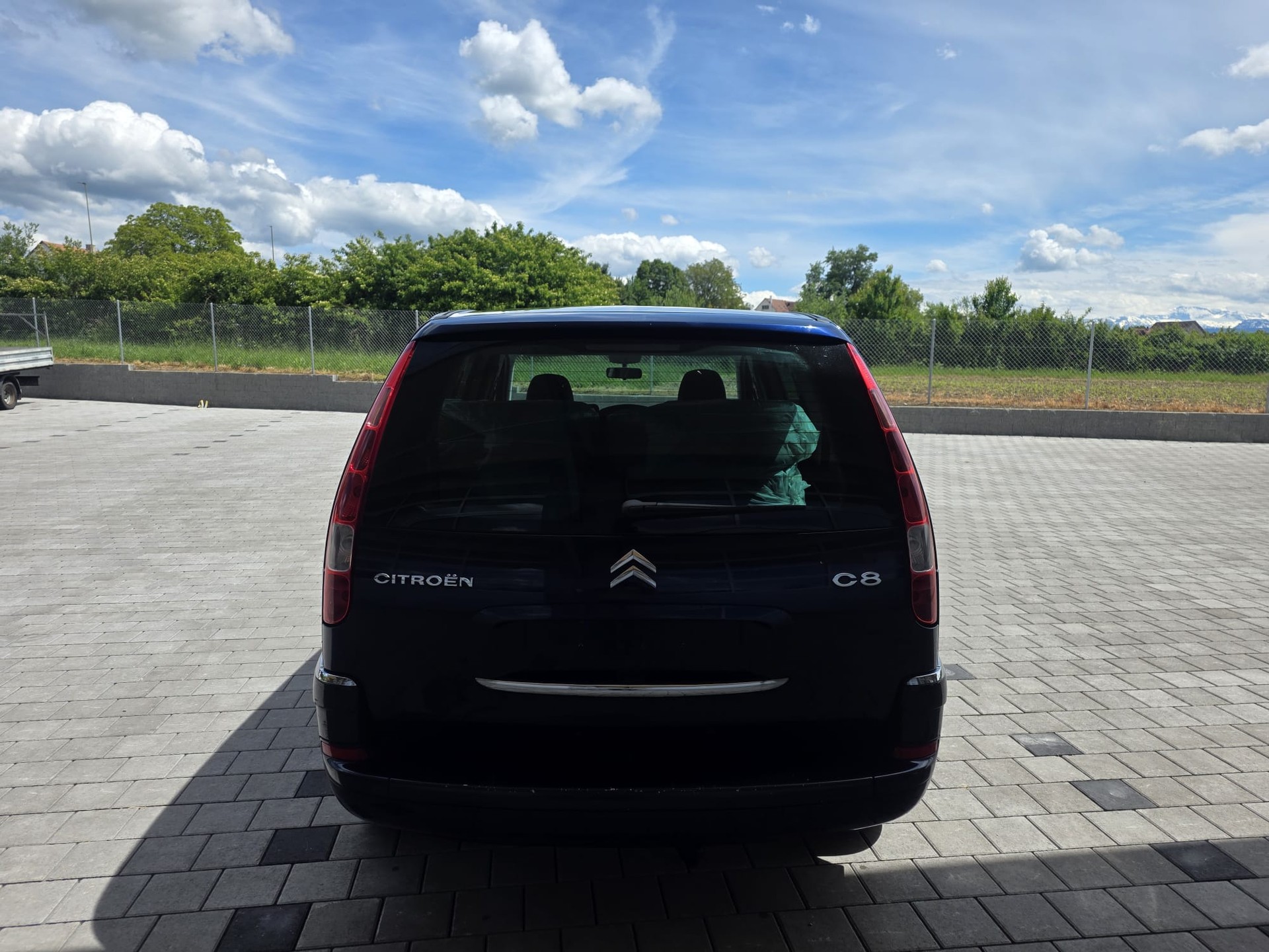 CITROEN C8 2.0 16V Essentiel (X)-image-7