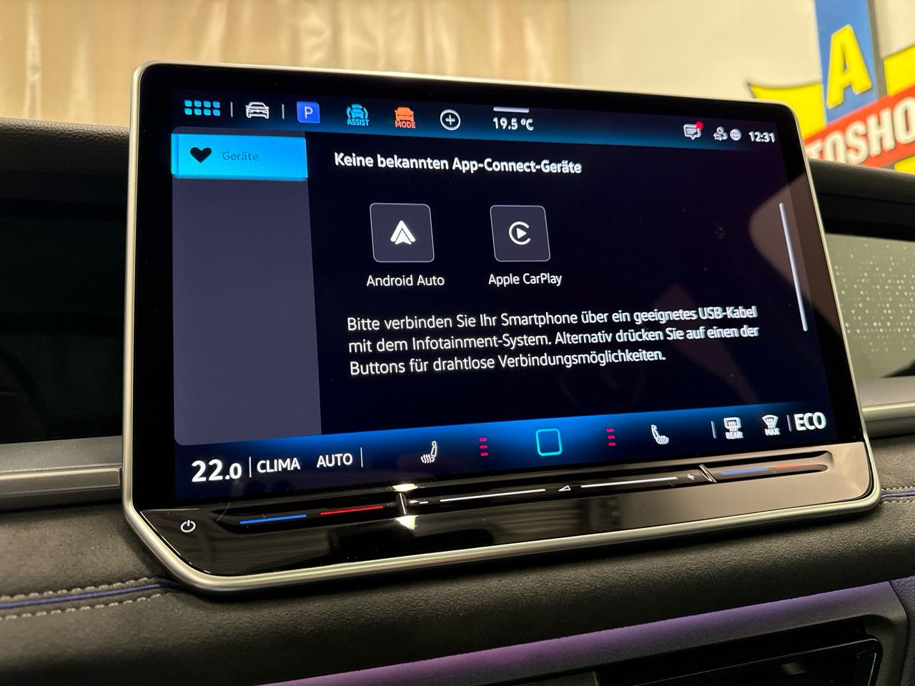 VW Tayron 1.5 TSI PHEV R-Line Black Style-image-11