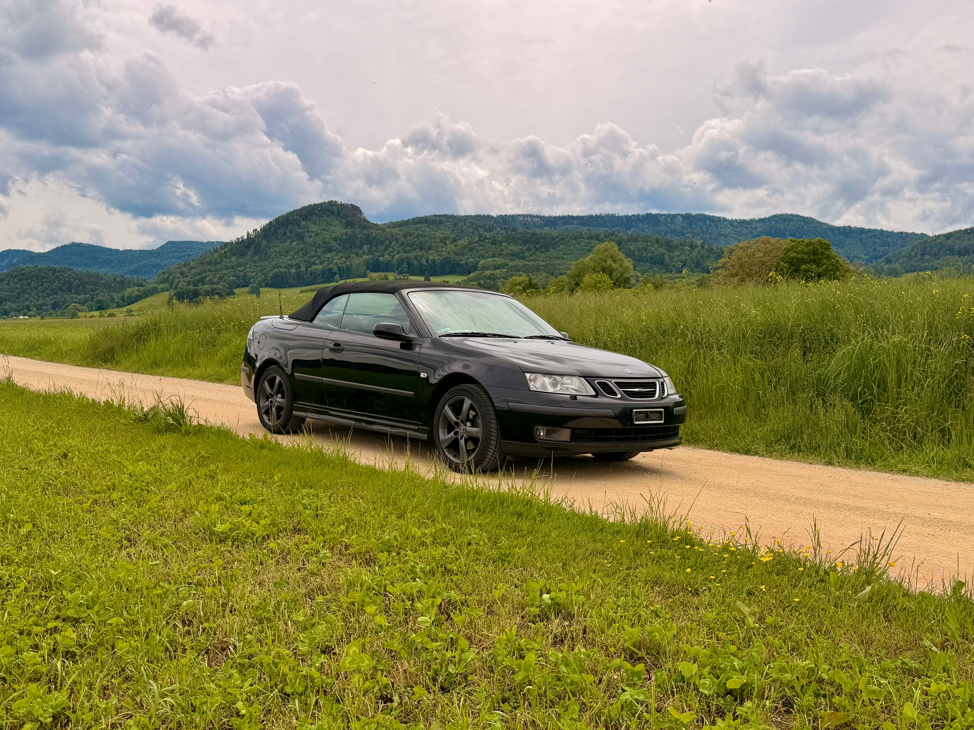 SAAB 9-3 2.0t Vector-image-13