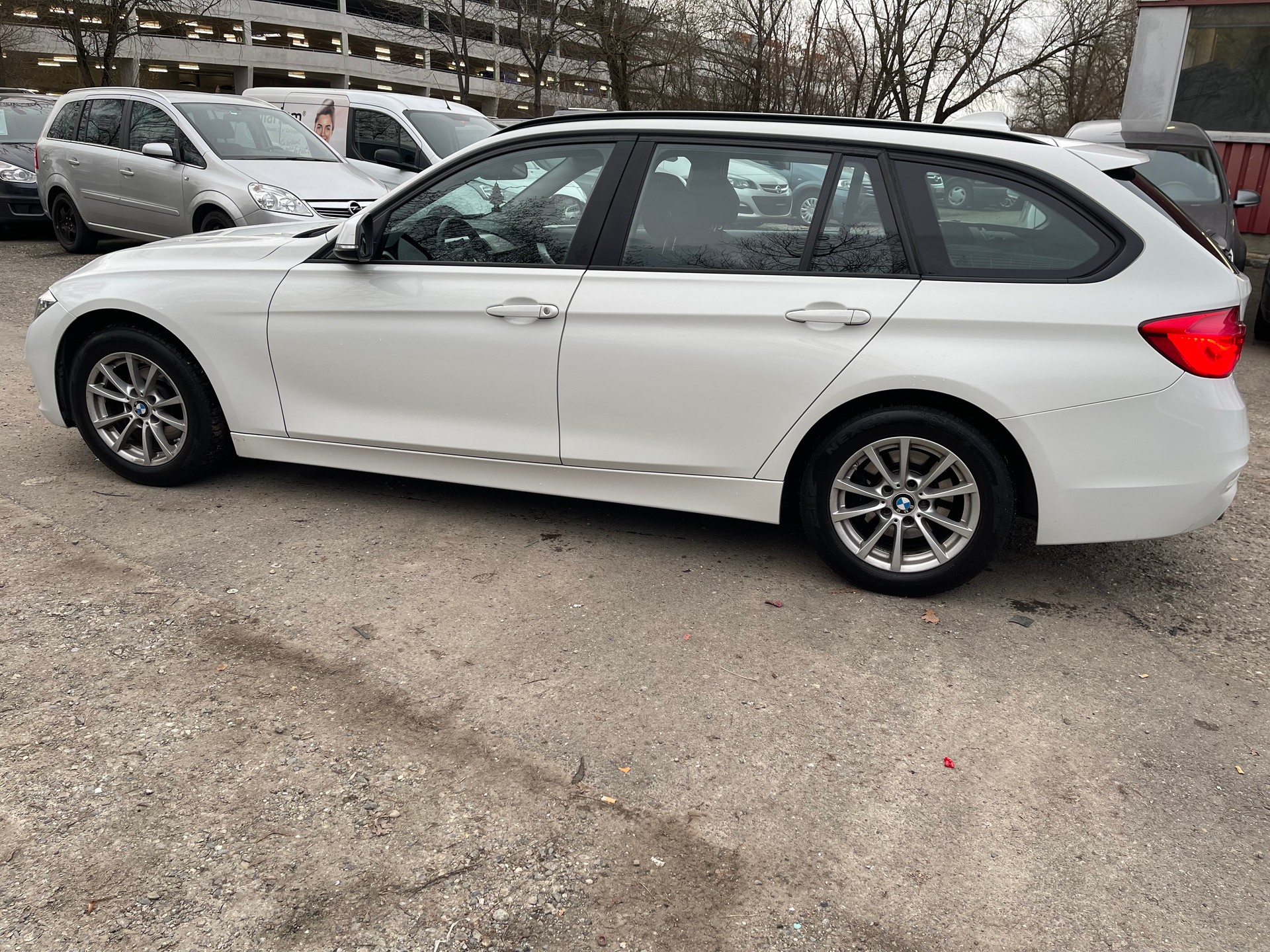 BMW 316d Business-image-1
