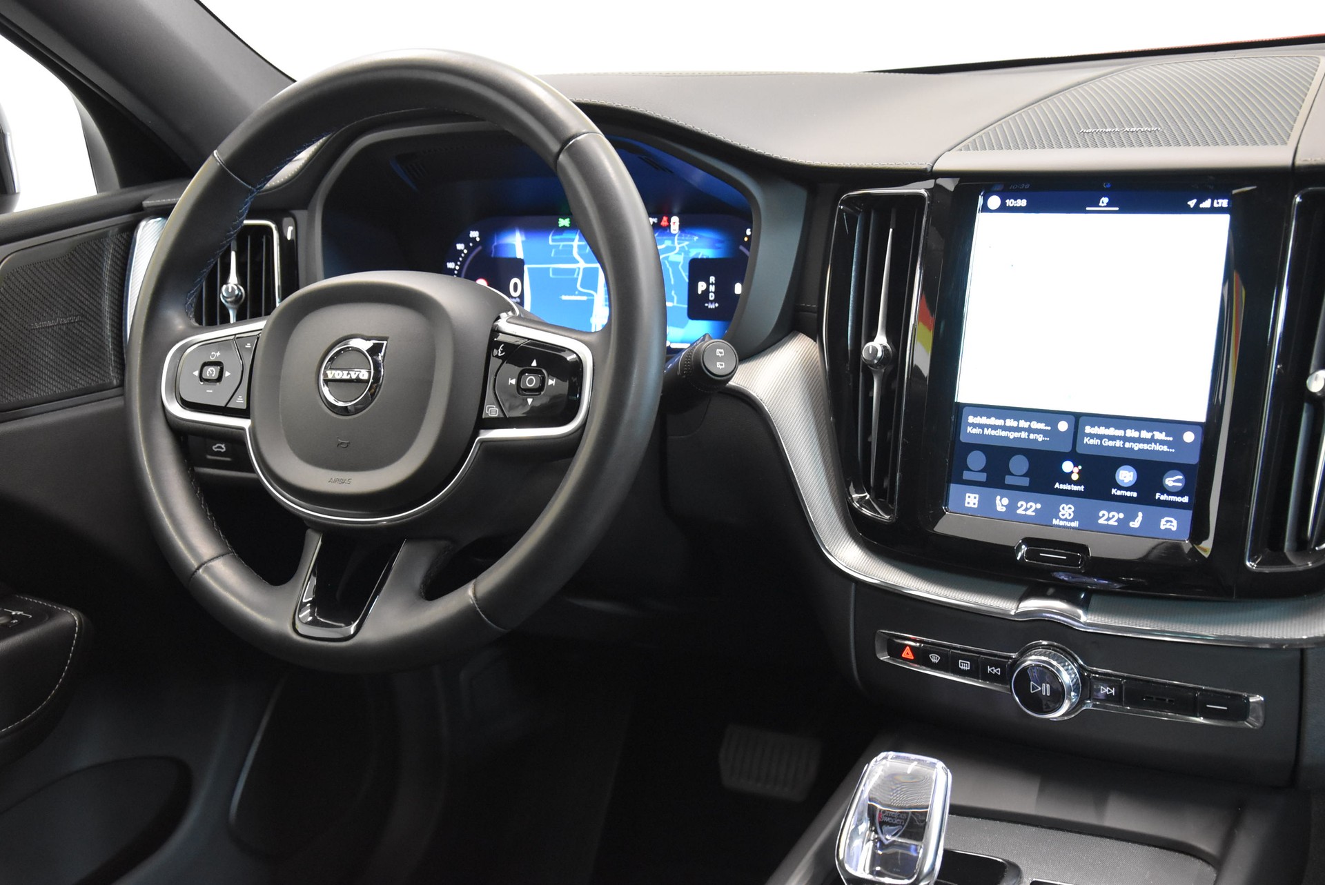 VOLVO XC60 B4 Diesel Mild Hybrid AWD Ultimate Dark Geartronic-image-4