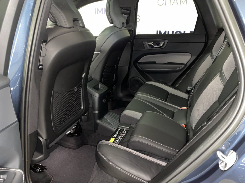 VOLVO XC60 2.0 T6 TE Plus Dark eAWD-image-16