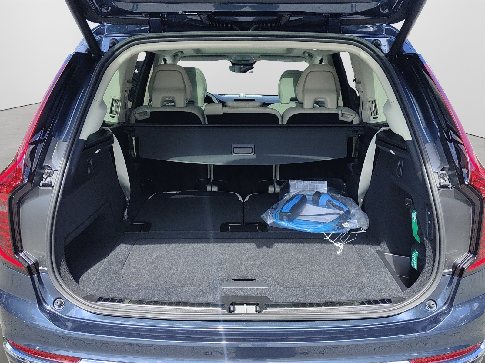 VOLVO XC90 2.0 T8 TE Ultra Bright eAWD-image-13