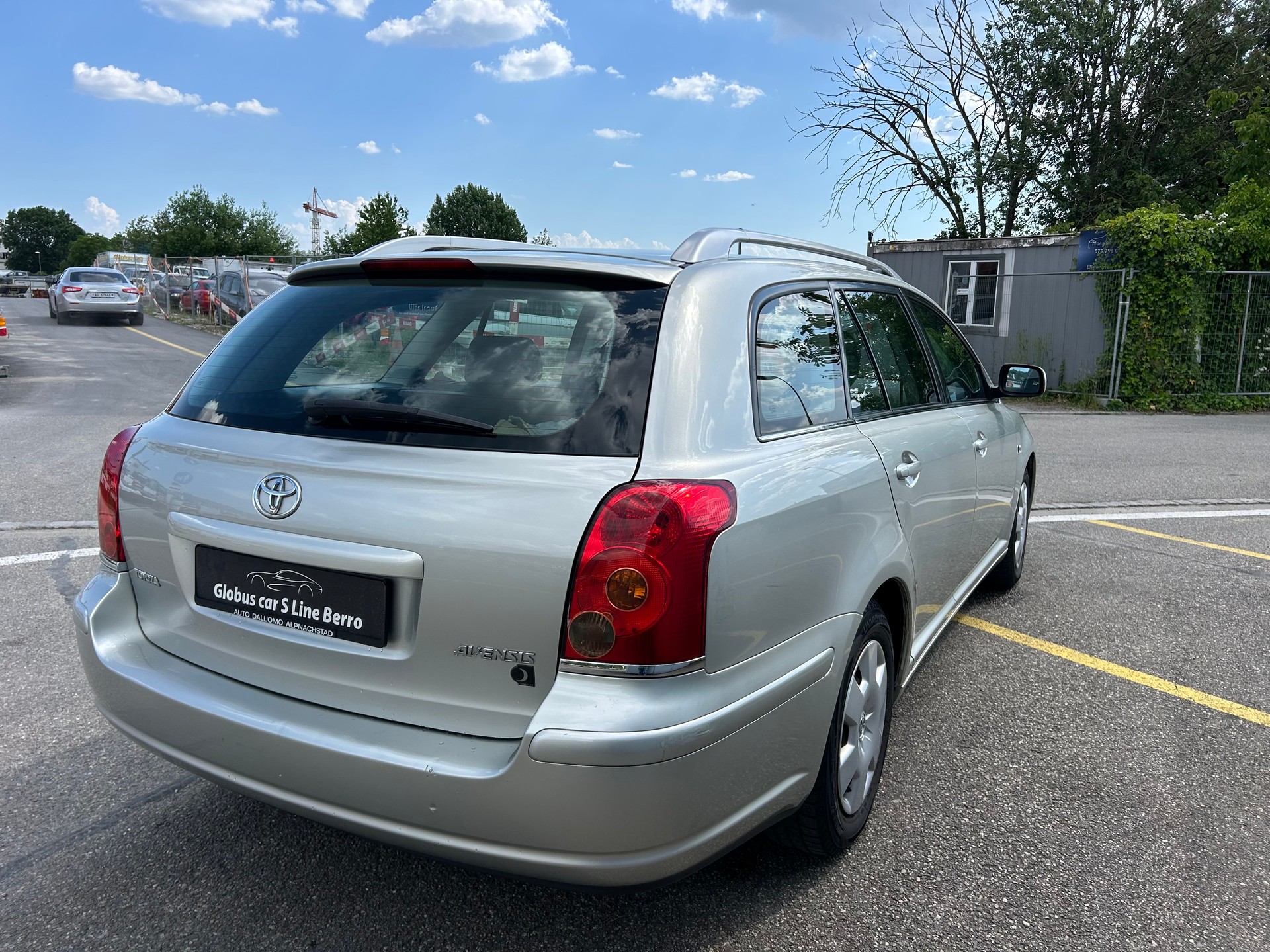 TOYOTA Avensis 1.8 VVT-i Linea Luna Sportswagon-image-5