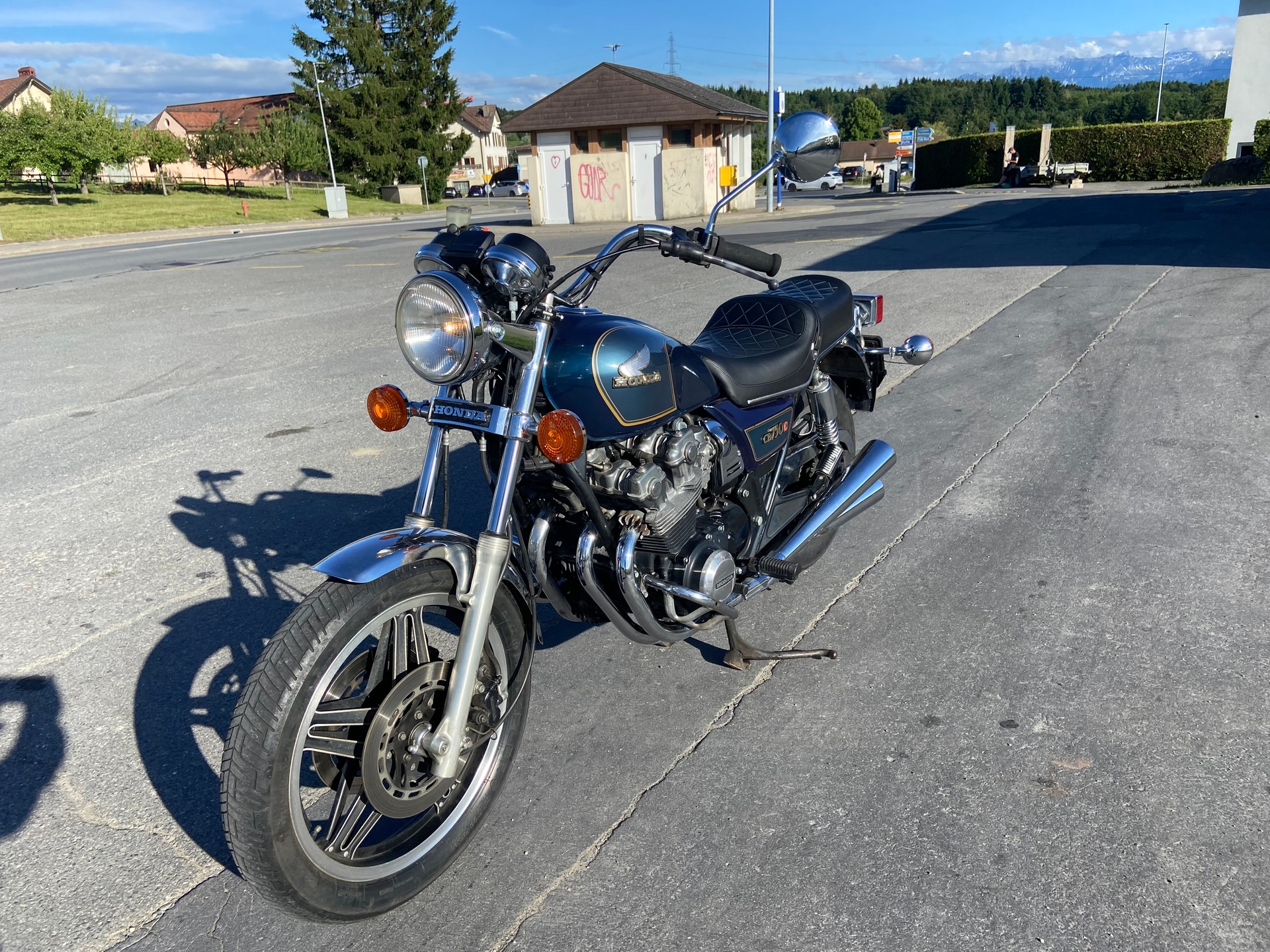 HONDA Custom-image-3