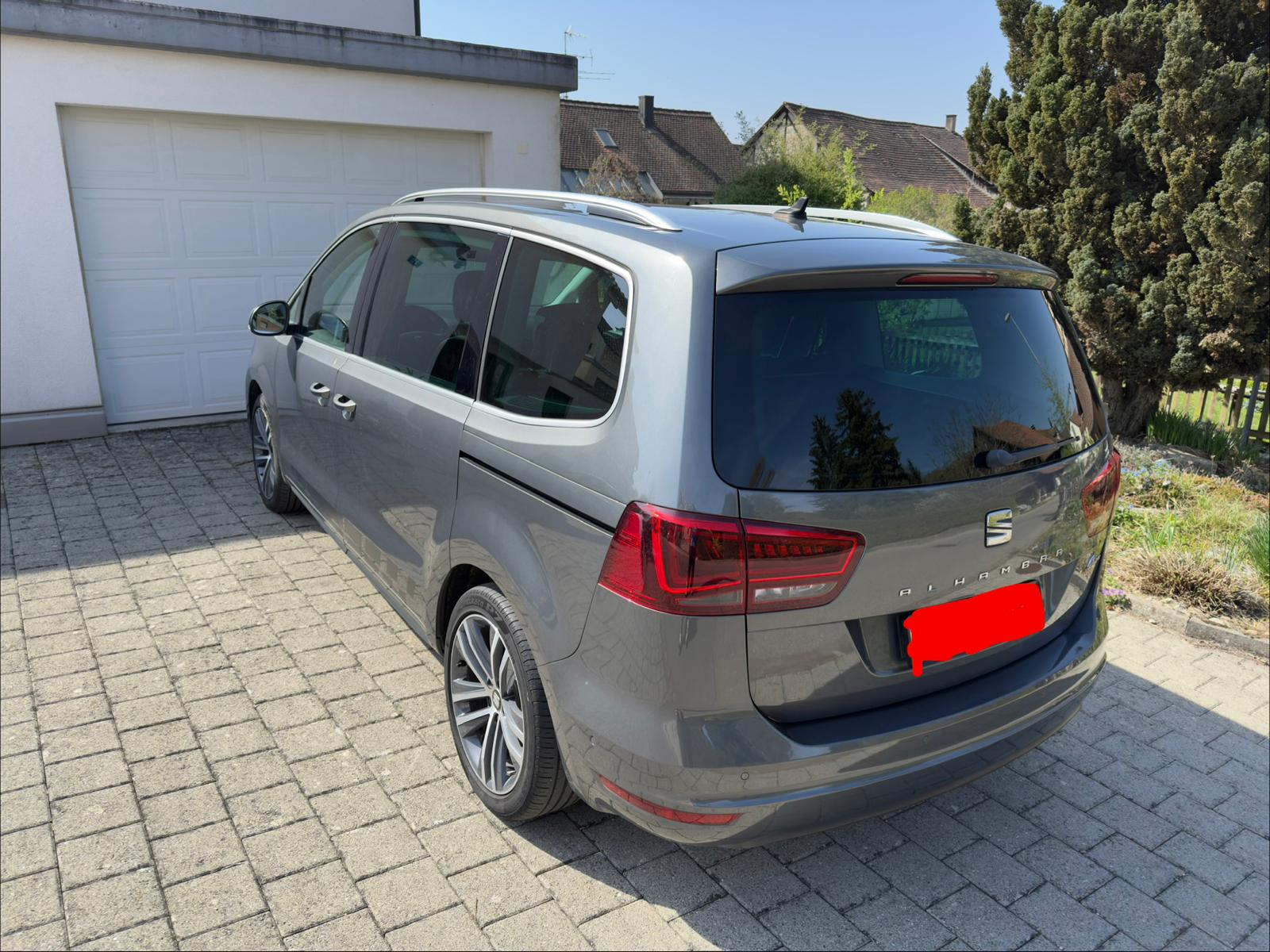 SEAT ALHAMBRA 2.0 TSI 220 FR Line DSG-image-3