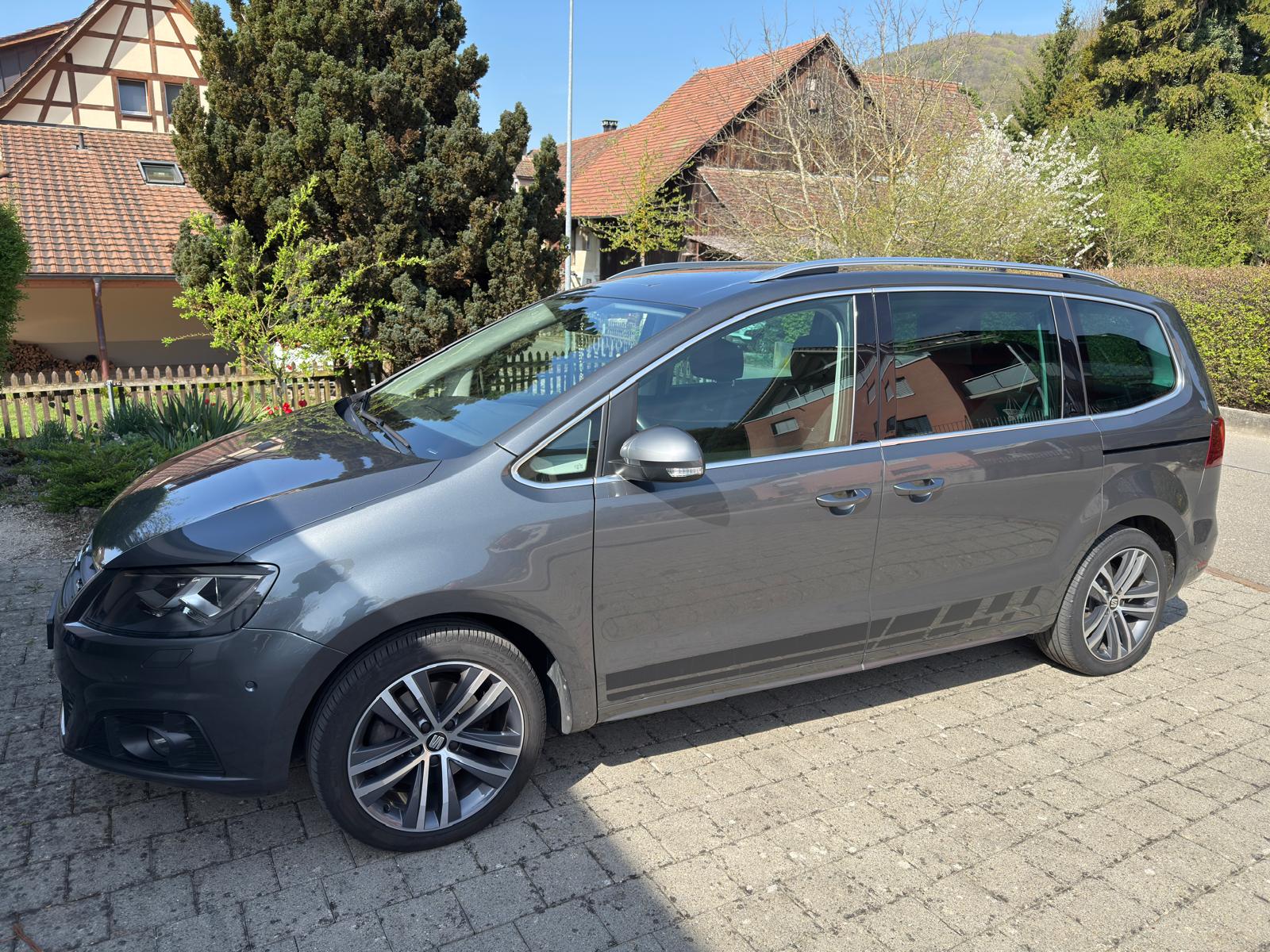 SEAT ALHAMBRA 2.0 TSI 220 FR Line DSG-image-0