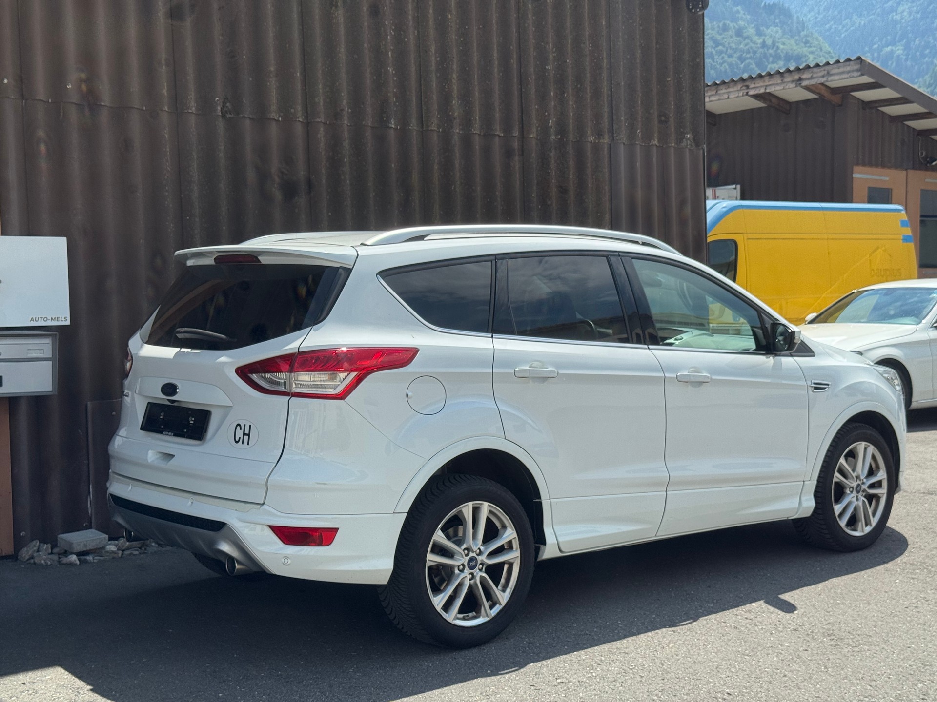 FORD Kuga 2.0 TDCi Titanium 4WD AUTOMAT-image-2