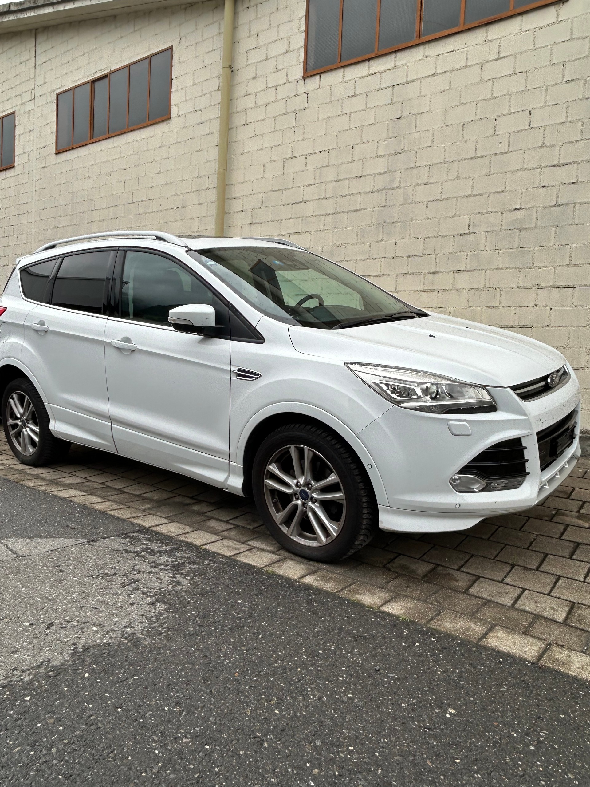 FORD Kuga 2.0 TDCi Titanium 4WD AUTOMAT-image-0