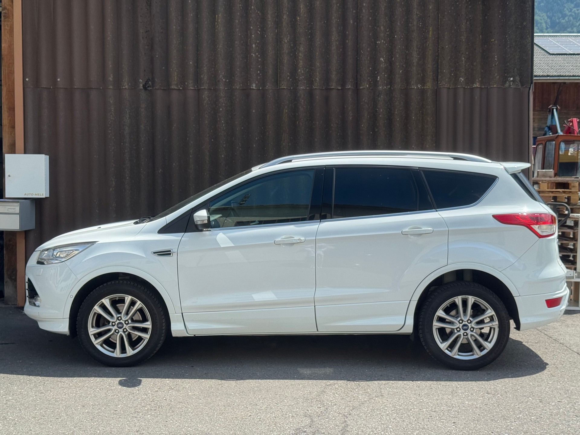 FORD Kuga 2.0 TDCi Titanium 4WD AUTOMAT-image-4