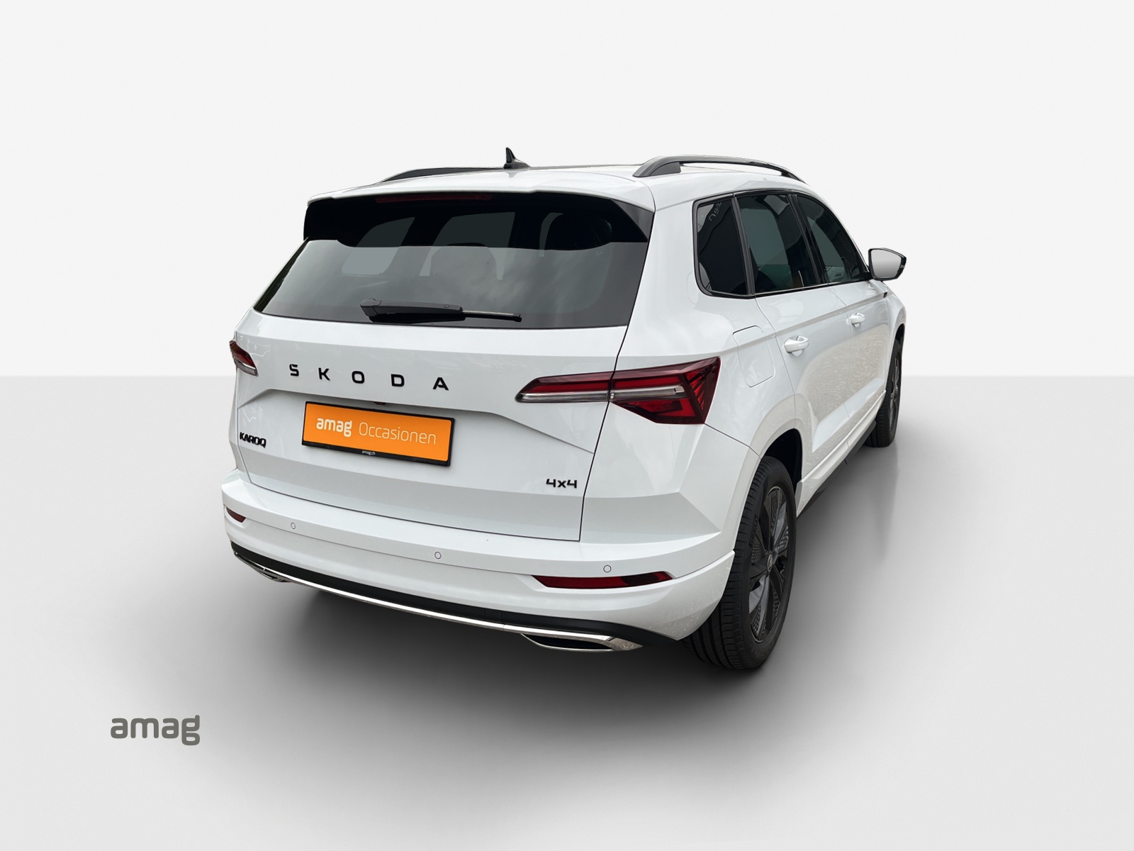 SKODA Karoq 2.0 TSI SportLine 4x4 DSG-image-4