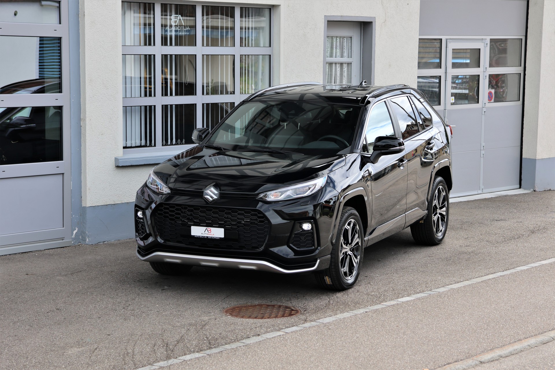 SUZUKI Across 2.5 Plug-in-Hybrid Compact Top E-CVT (CH)-image-0