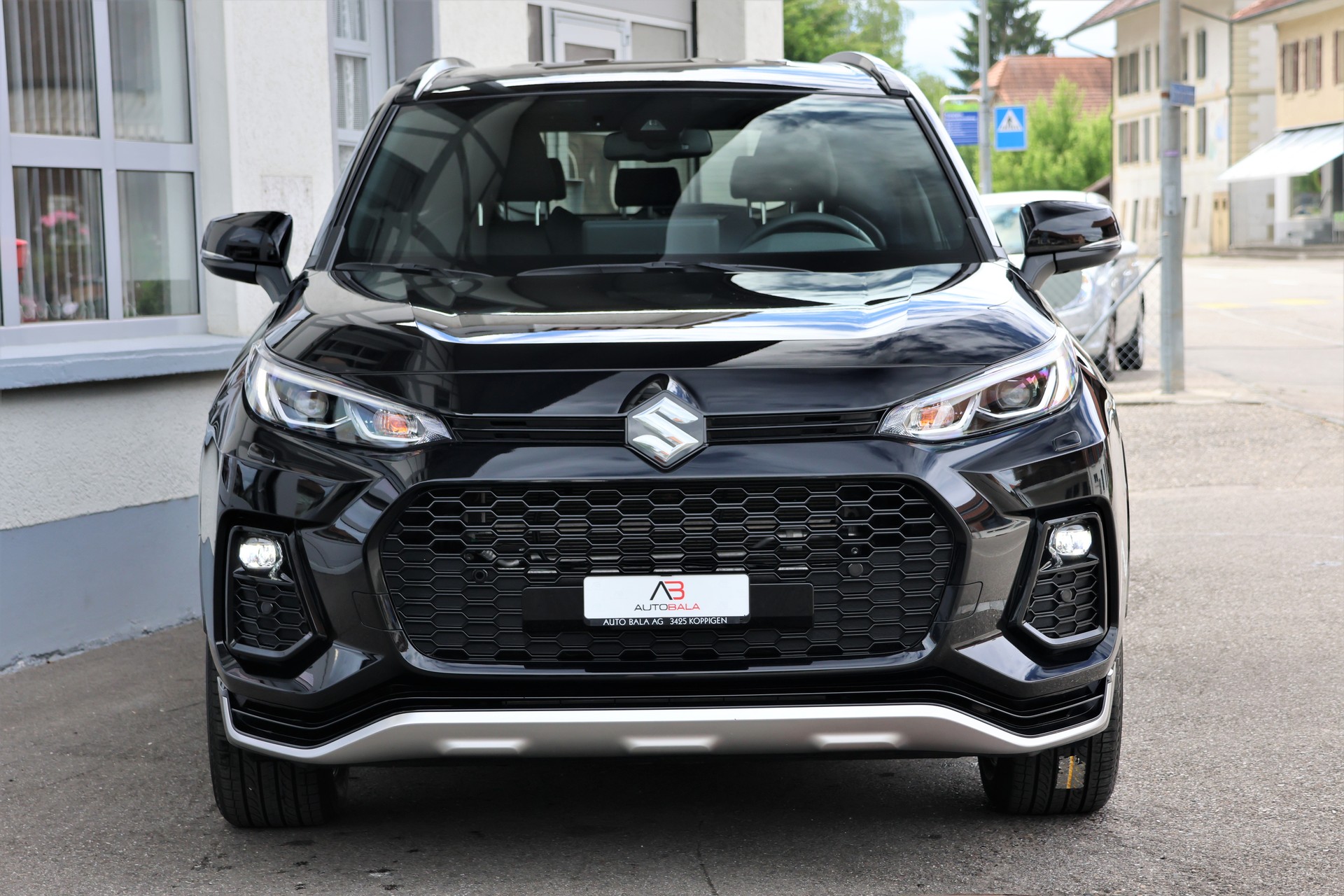 SUZUKI Across 2.5 Plug-in-Hybrid Compact Top E-CVT (CH)-image-1