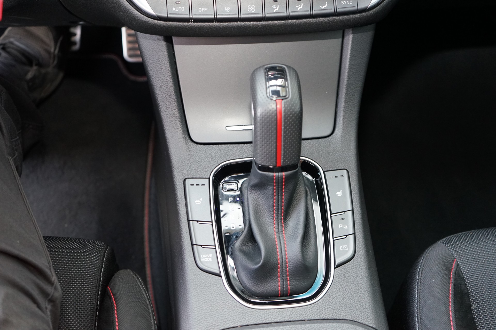 HYUNDAI i30 1.5 T-GDi N Line Exclusive 48V MH DCT-image-15