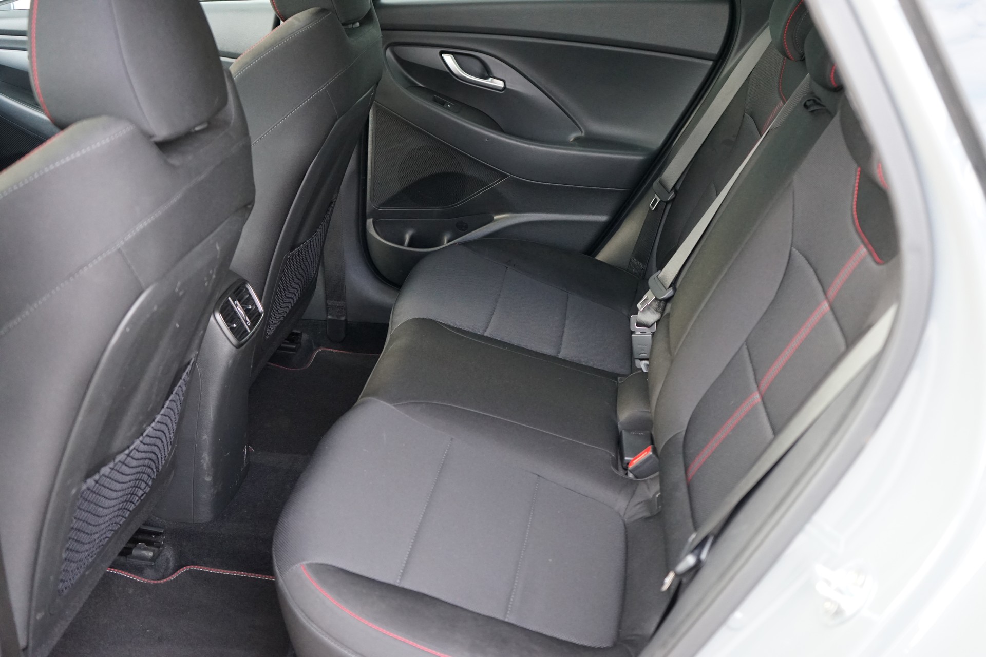 HYUNDAI i30 1.5 T-GDi N Line Exclusive 48V MH DCT-image-19