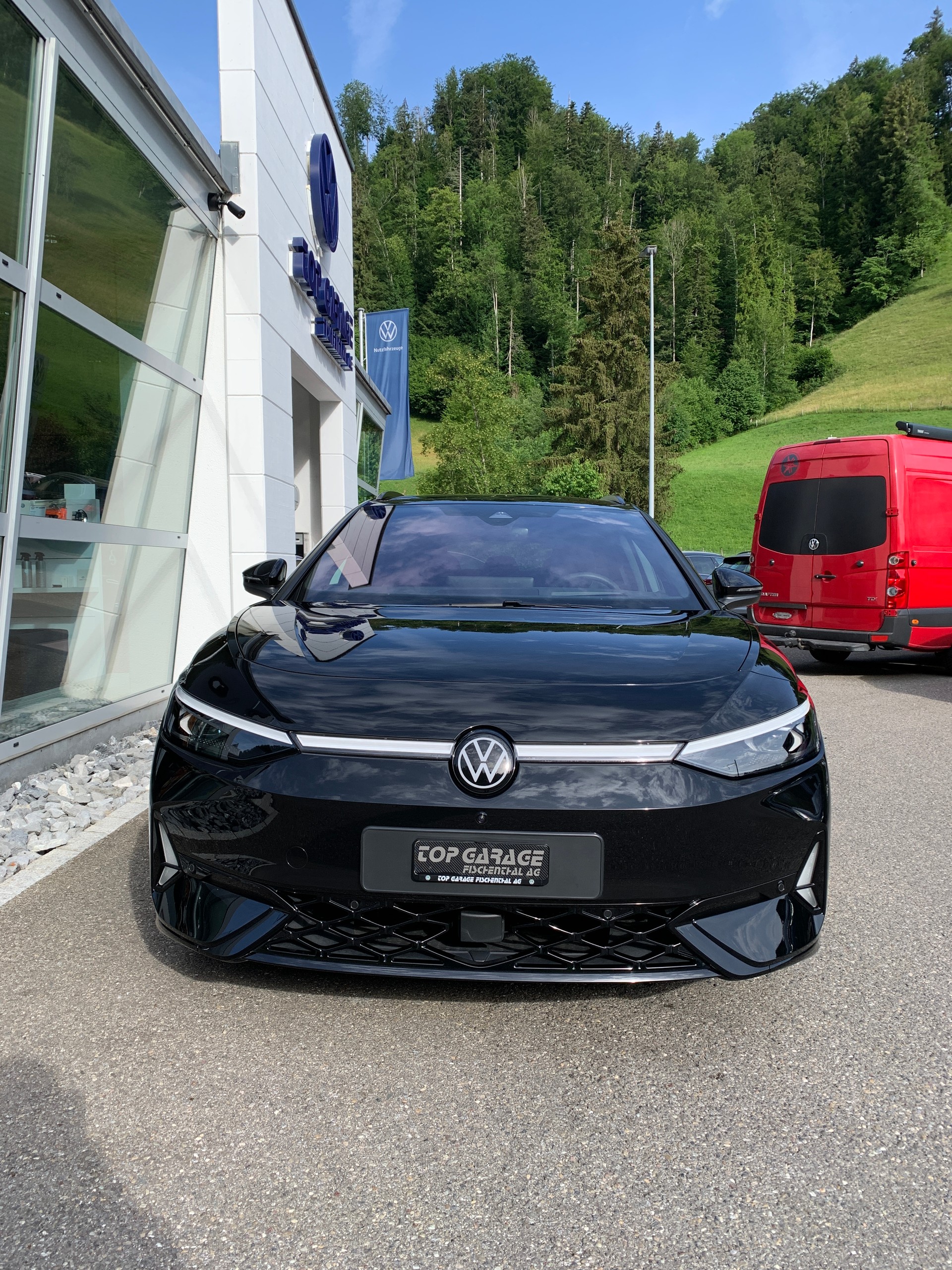VW ID.7 Tourer GTX 86 kWh GTX United 4 Motion-image-1