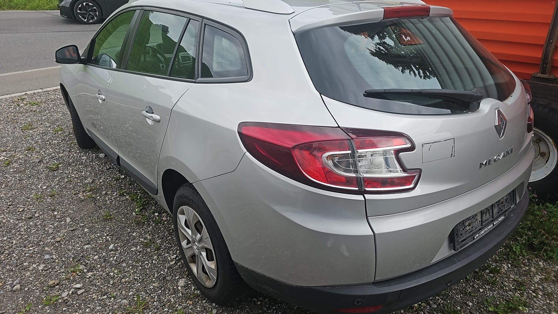 RENAULT Mégane Grandtour 1.5 dCi Dynamique EDC-image-2