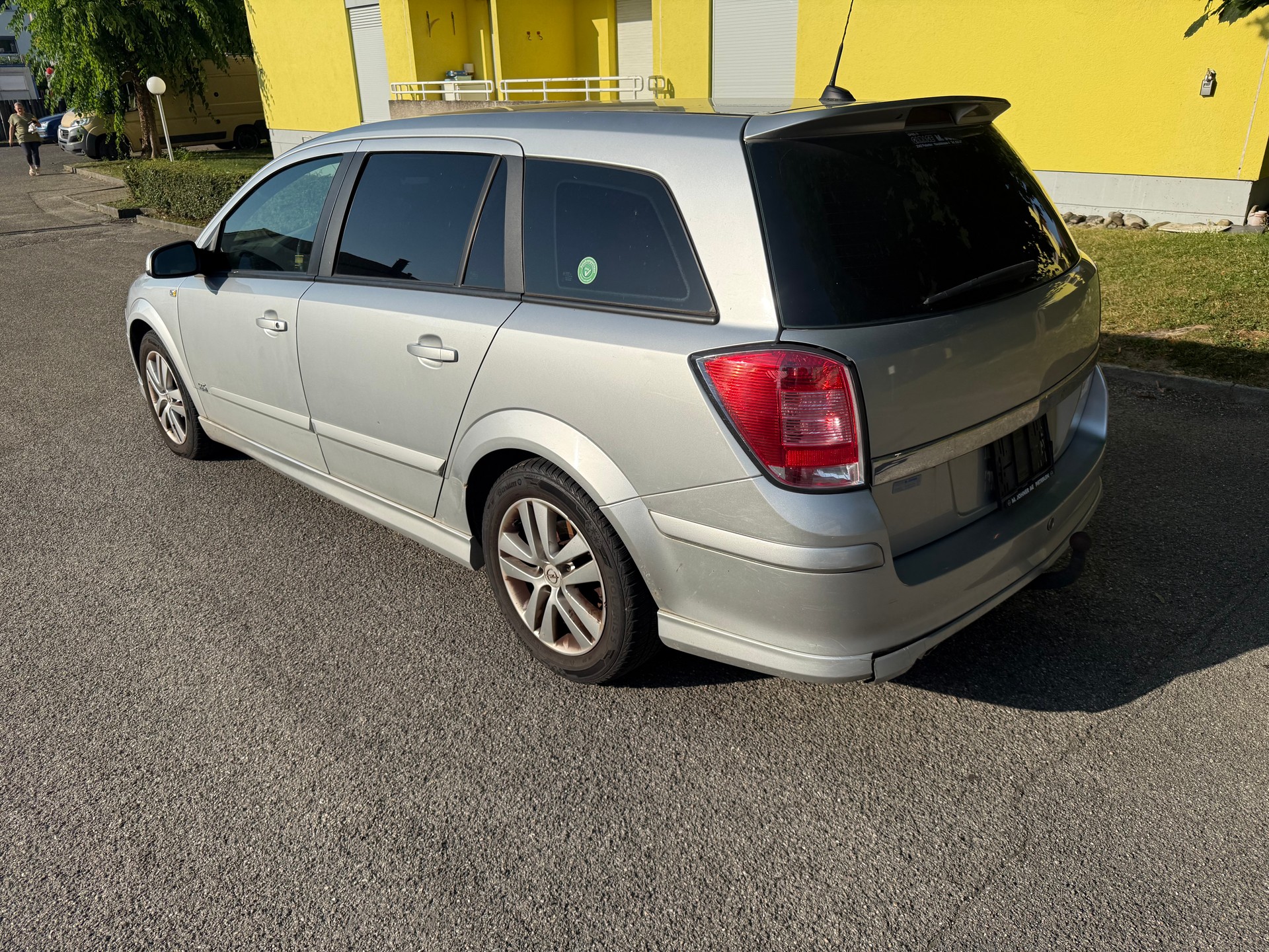 OPEL Astra Caravan 1.6i 16V Turbo Sport-image-5