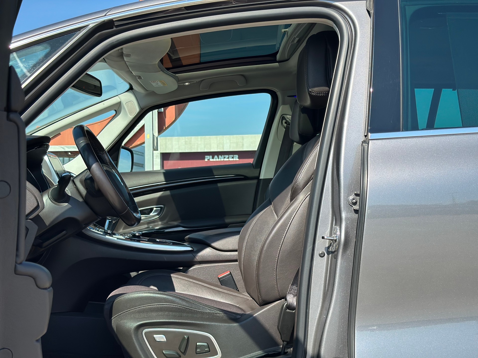 RENAULT Espace 1.6 dCi Intens EDC-image-8