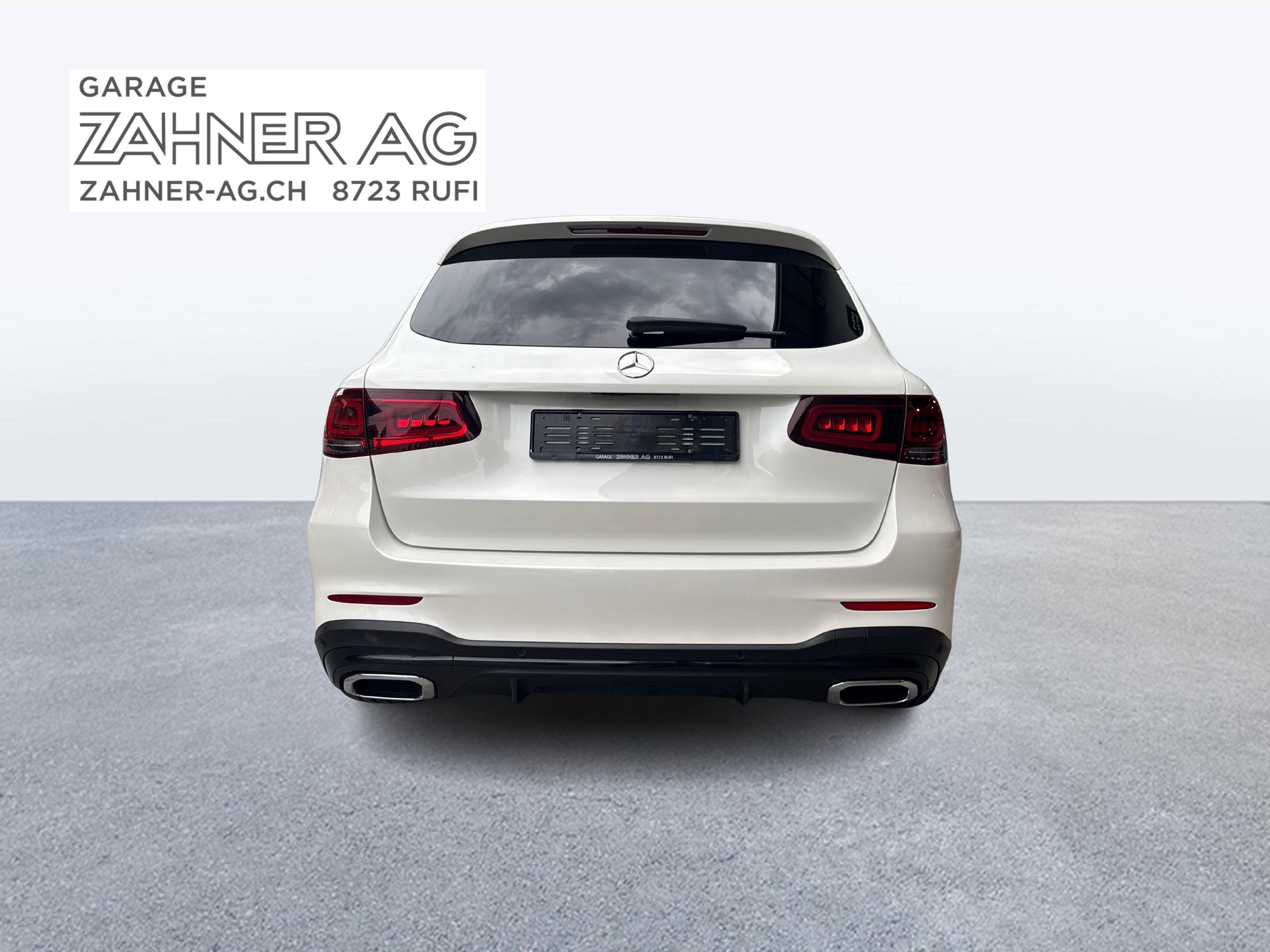 MERCEDES-BENZ GLC 400 d AMG Line 4m-image-3