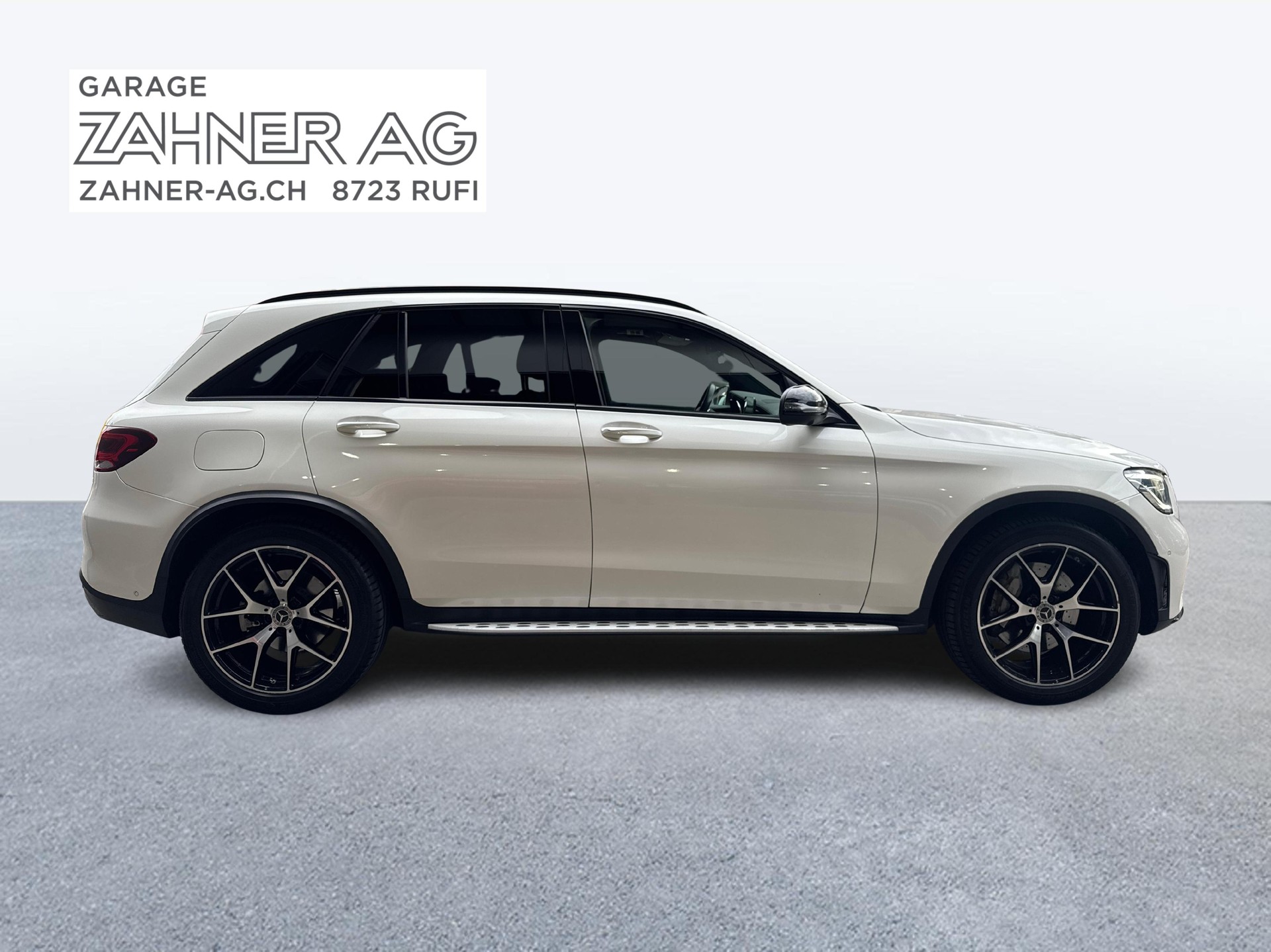 MERCEDES-BENZ GLC 400 d AMG Line 4m-image-5