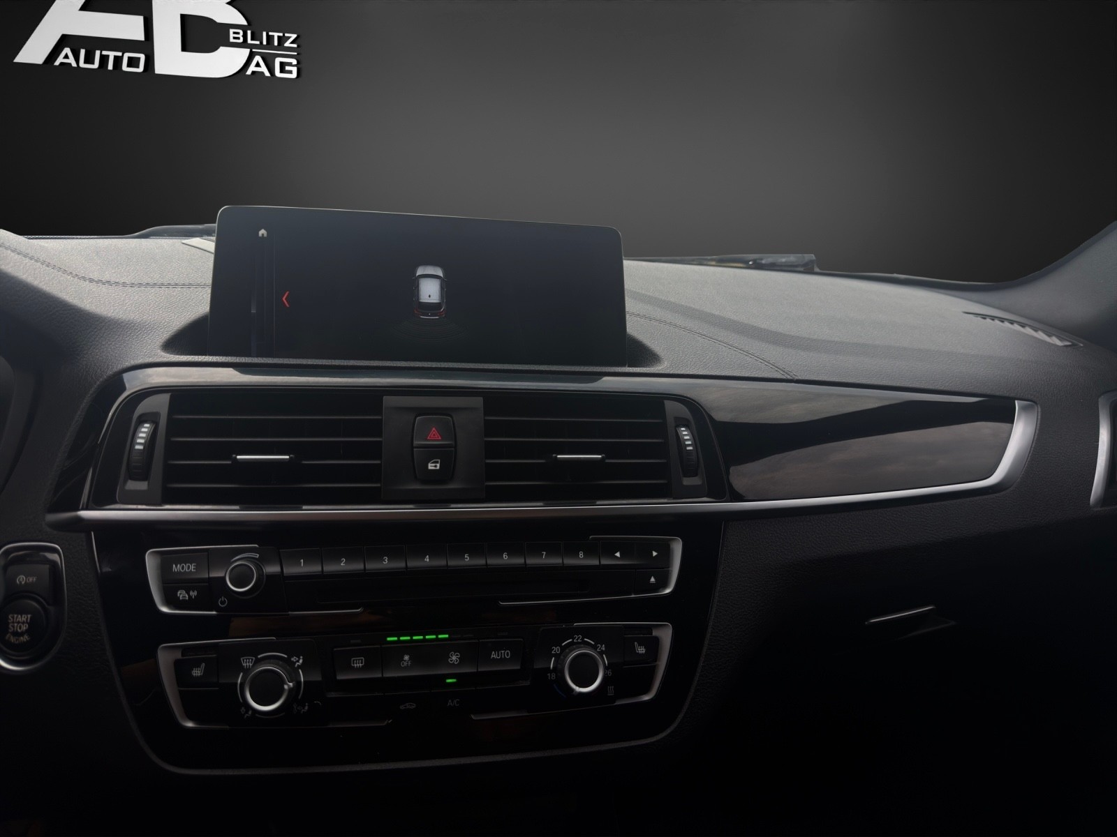BMW 118i Edition Sport Line Steptronic-image-11