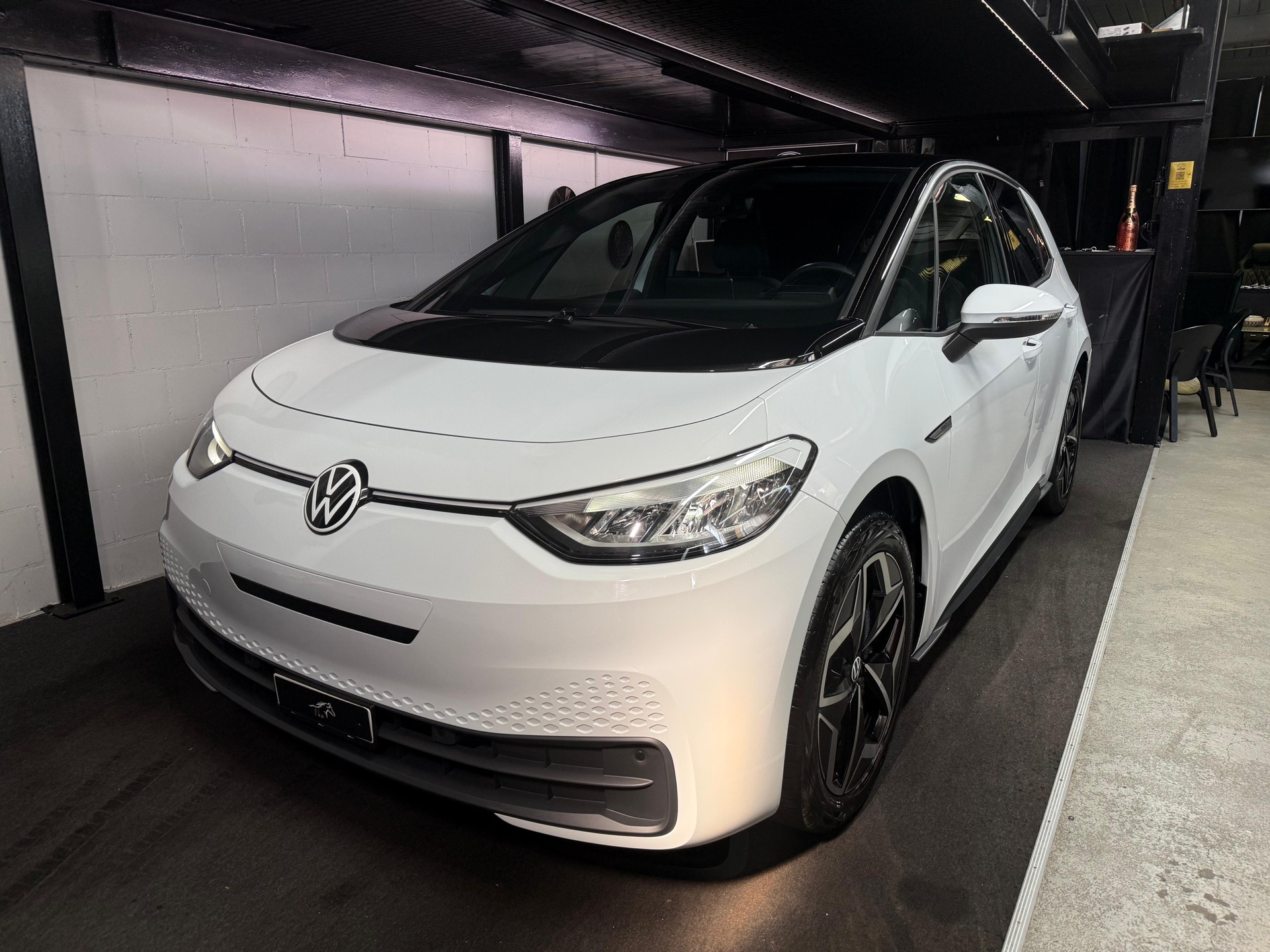 VW ID.3 Pro S 77 kWh 75 Edition-image-1