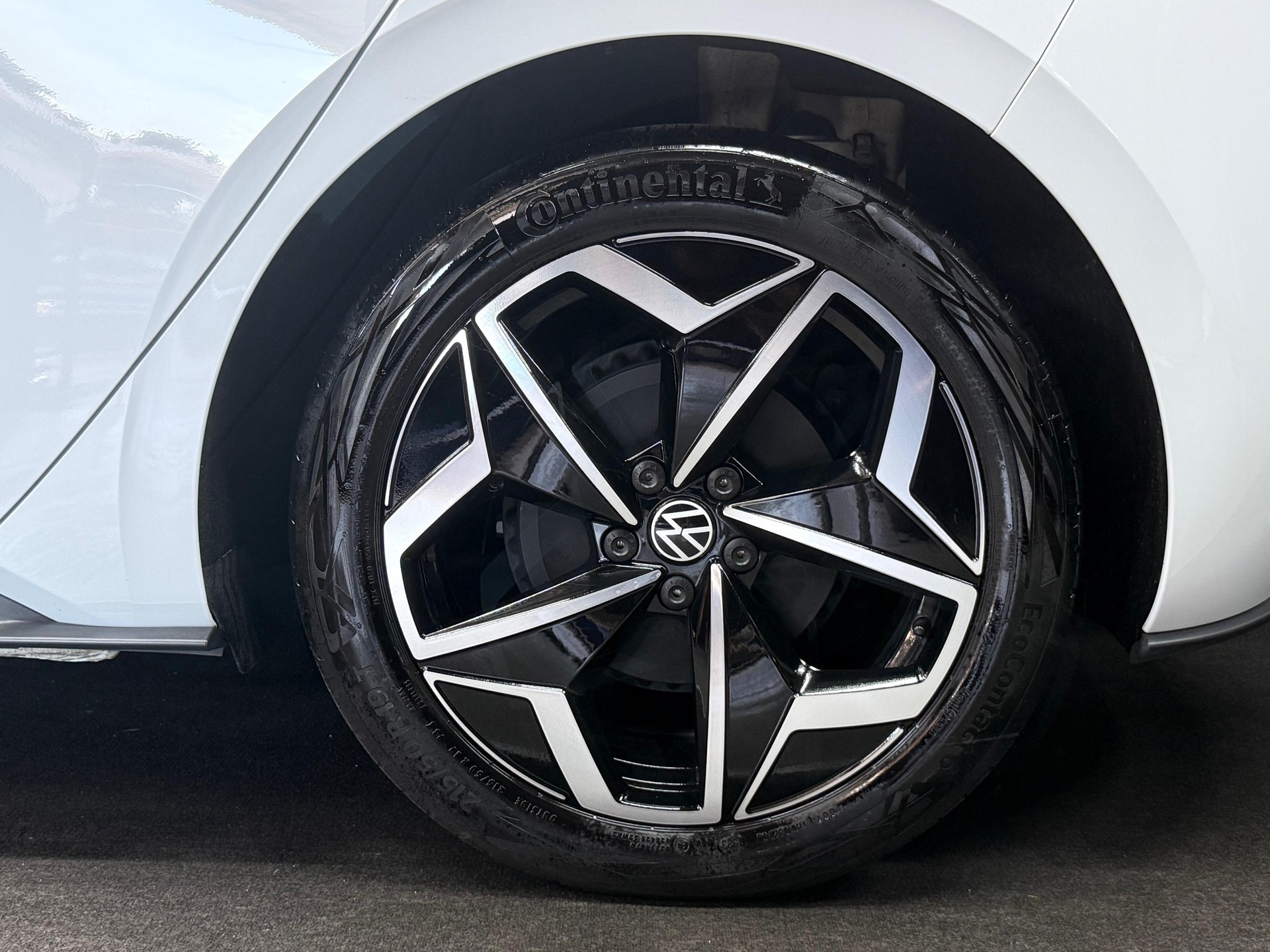VW ID.3 Pro S 77 kWh 75 Edition-image-4