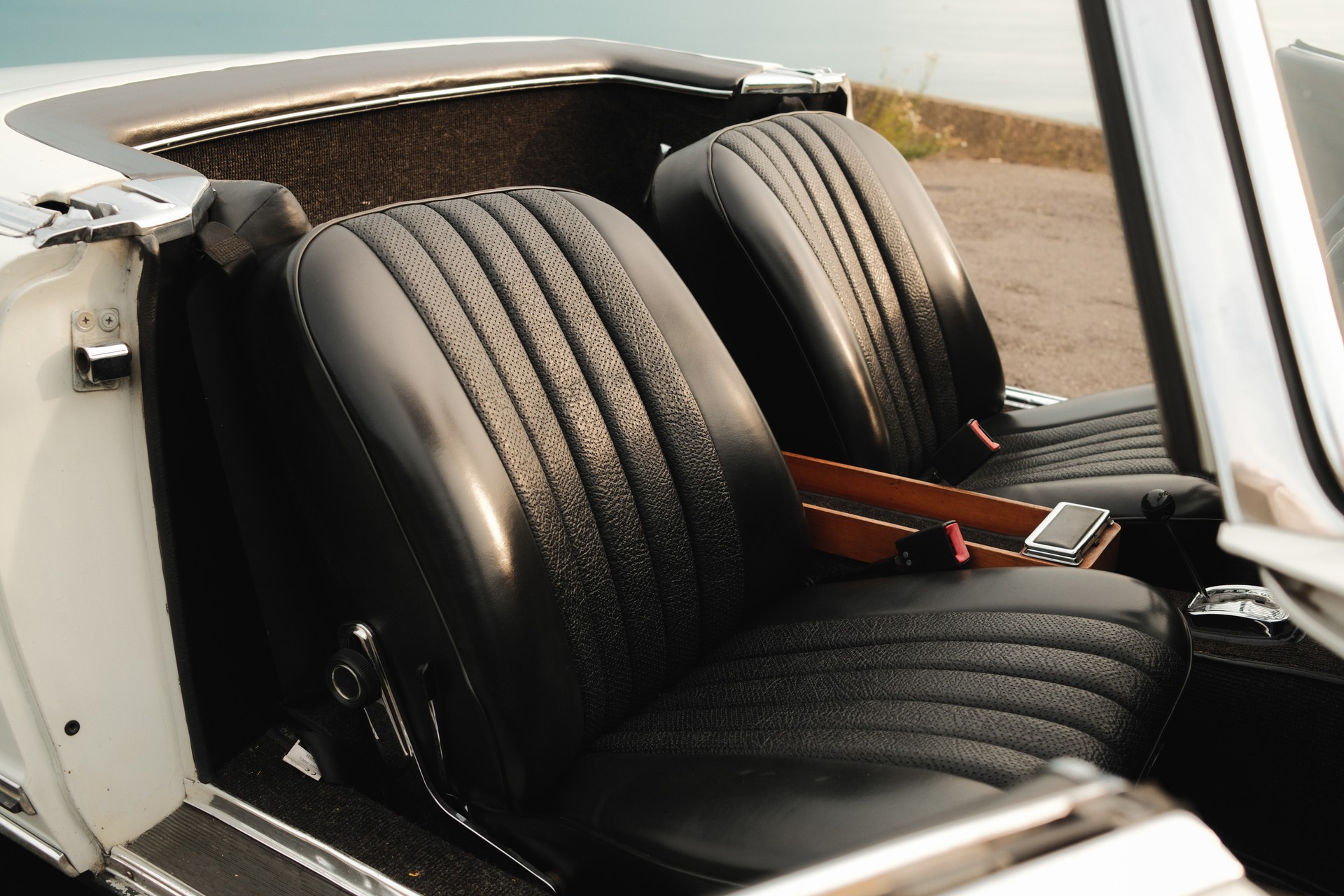 MERCEDES-BENZ SL 230-image-5