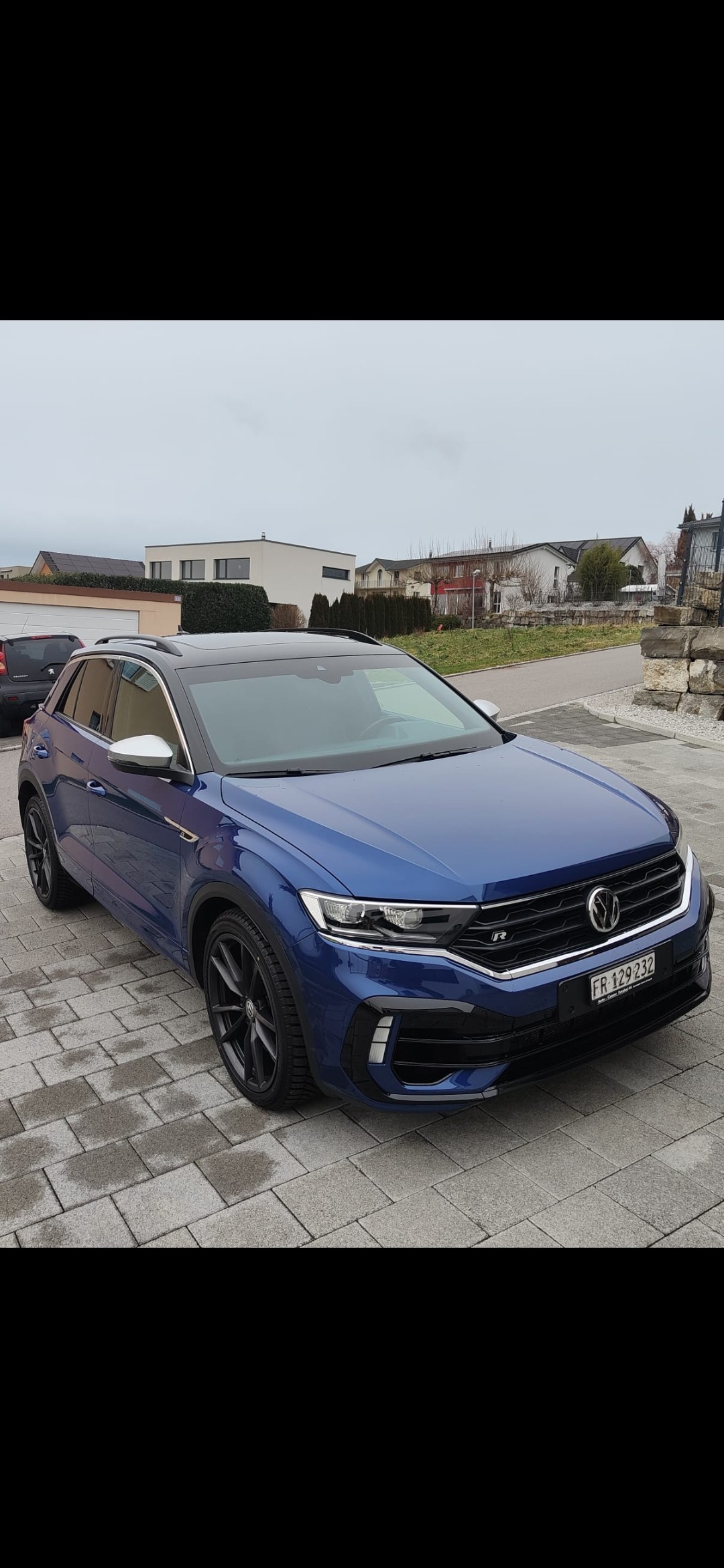 VW T-Roc 2.0 TSI R DSG 4Motion-image-1