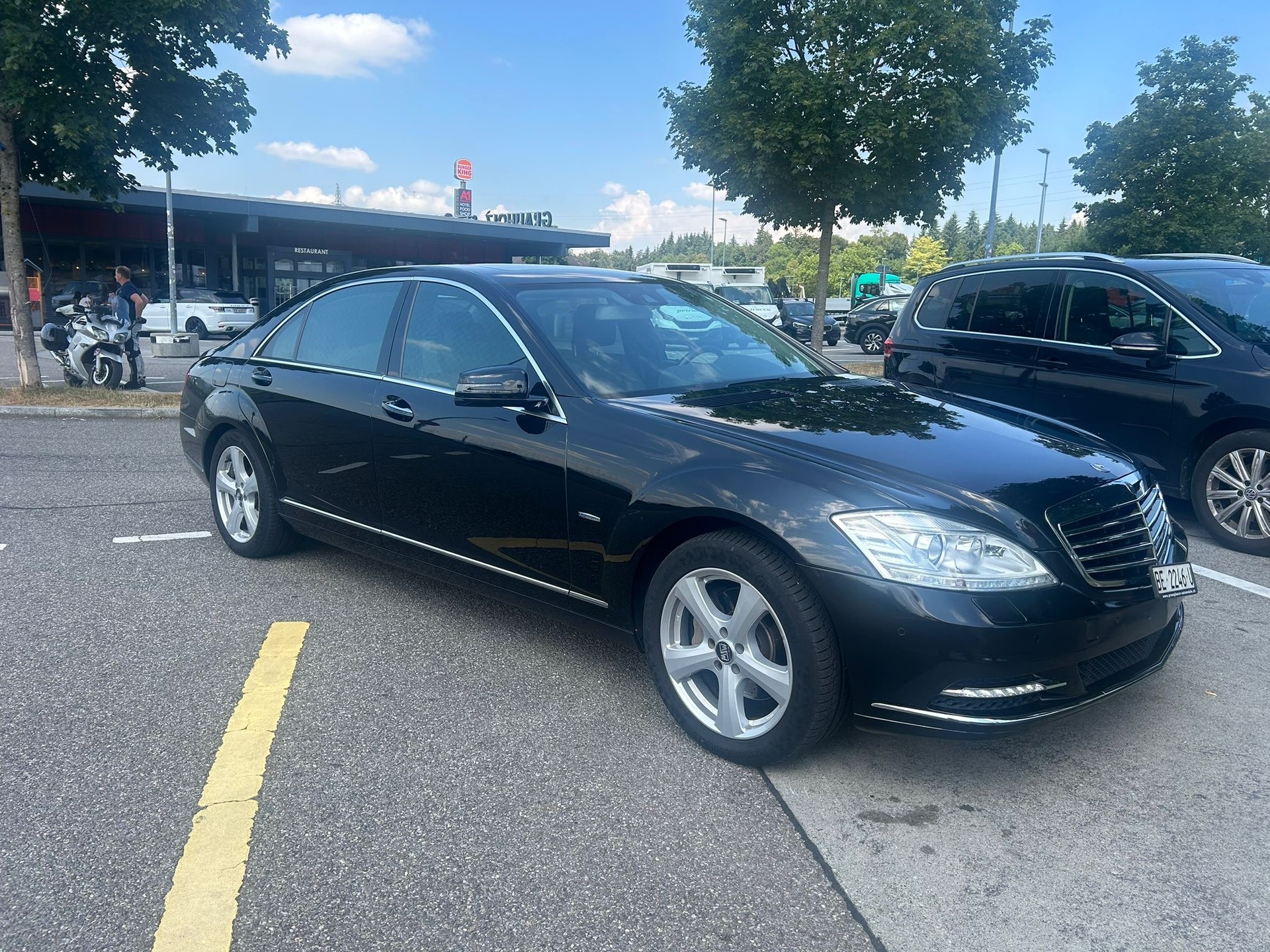 MERCEDES-BENZ S 350 BlueEfficiency SS 4Matic 7G-Tronic-image-2