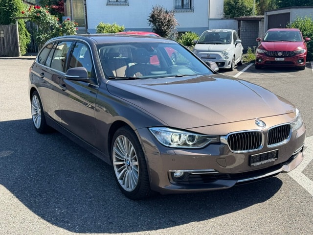 BMW 328i xDrive Touring Modern Line Steptronic-image-2