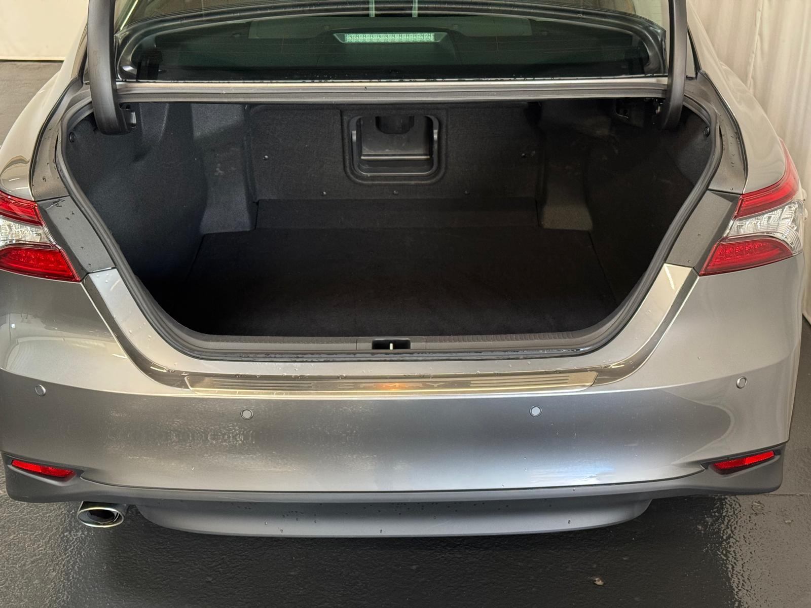 TOYOTA Camry 2.5 HSD Premium-image-14