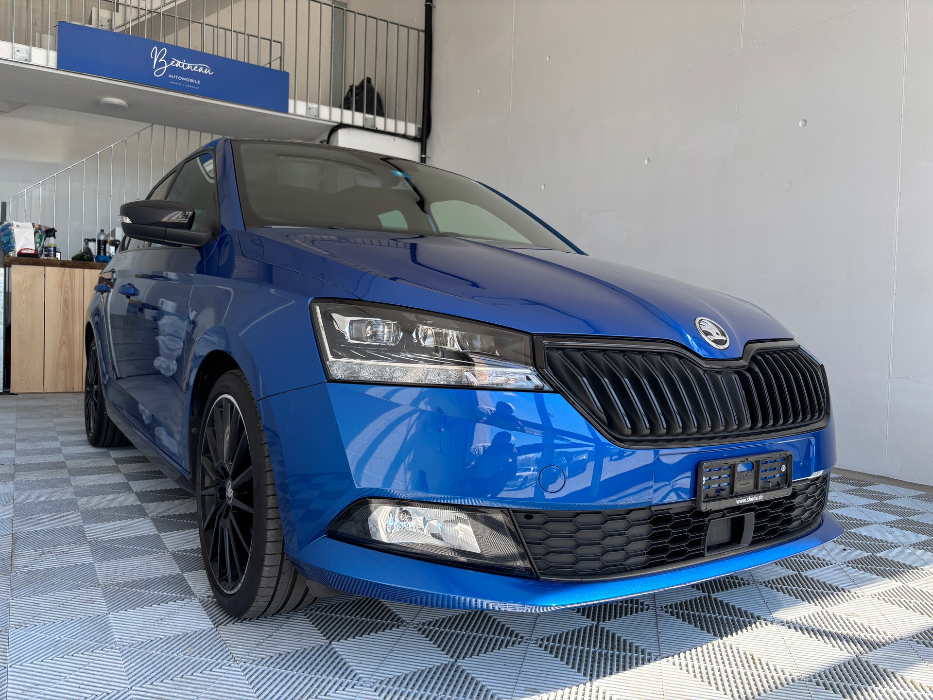 SKODA Fabia 1.0 TSI Monte Carlo DSG-image-2