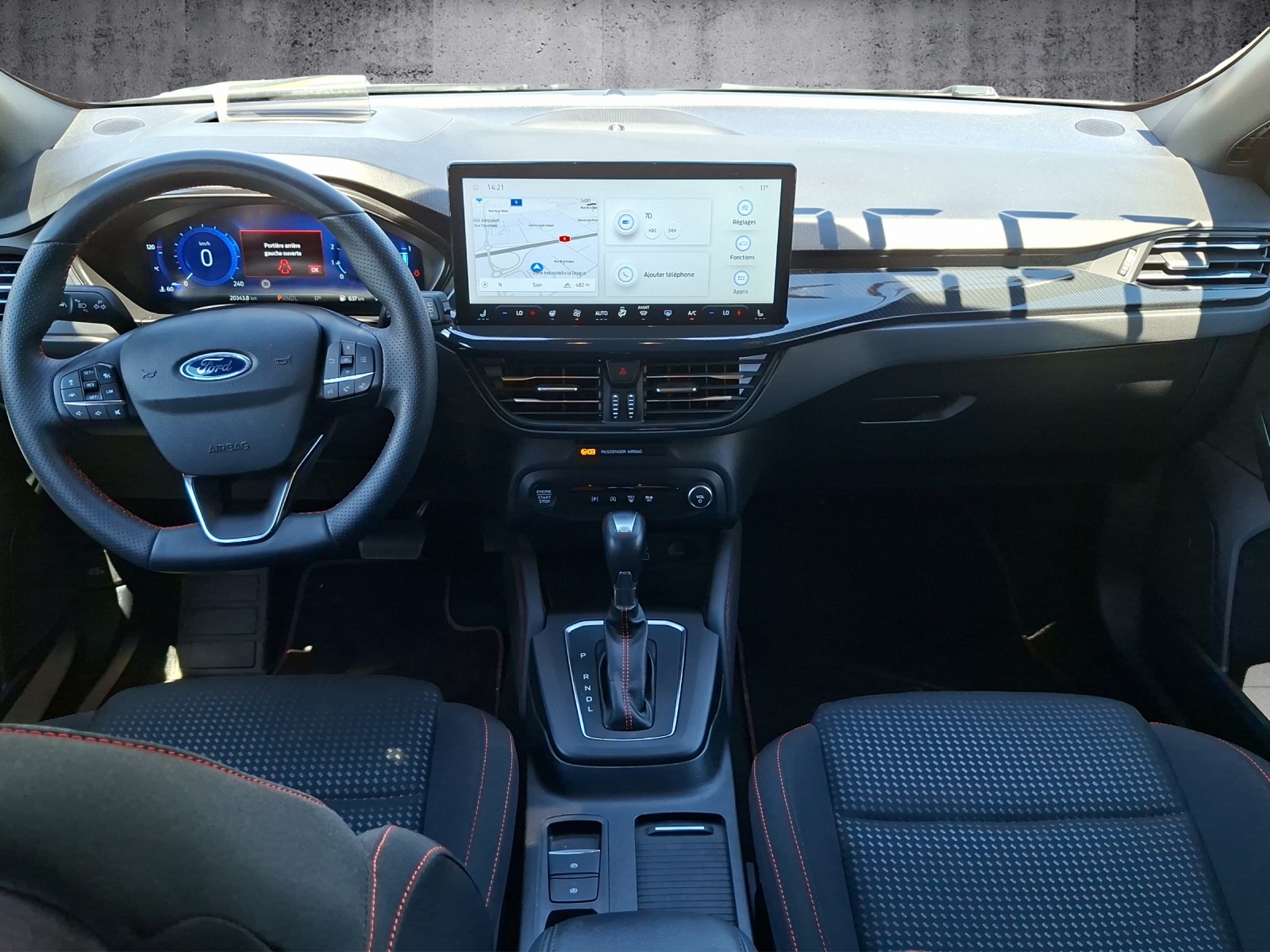 FORD Focus 1.0 MHEV Titanium X Automat-image-7