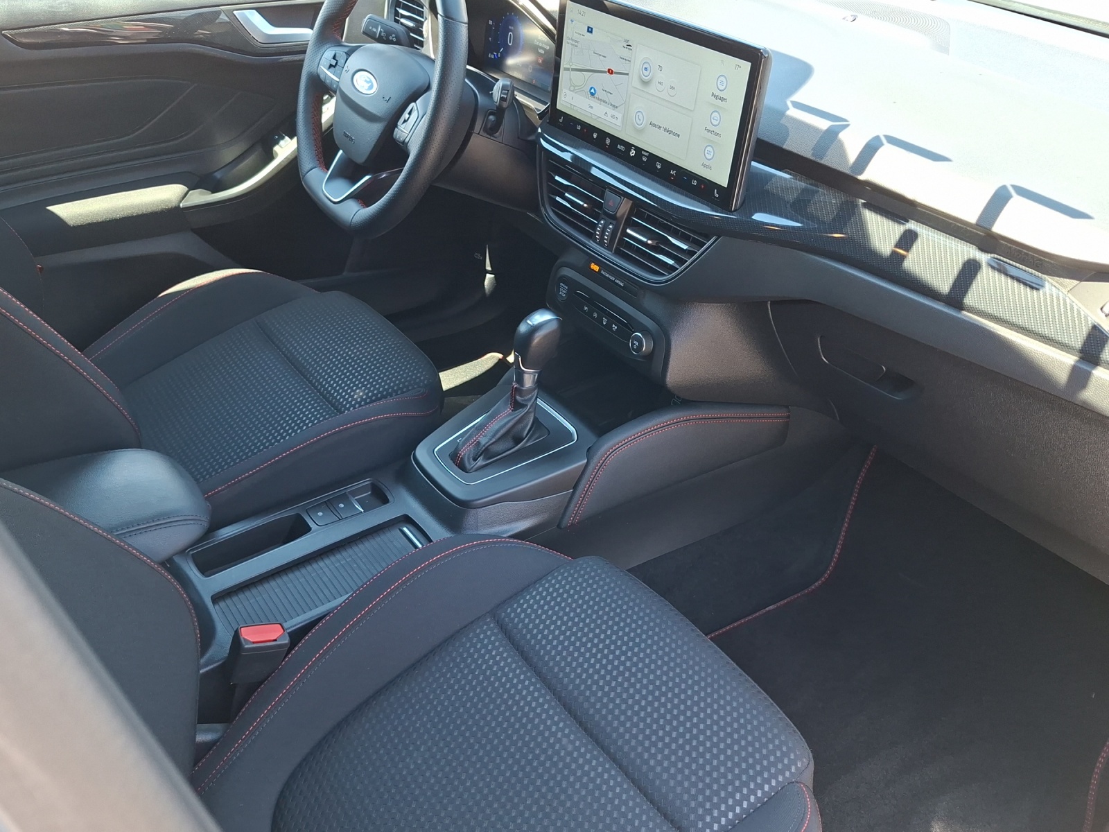 FORD Focus 1.0 MHEV Titanium X Automat-image-8