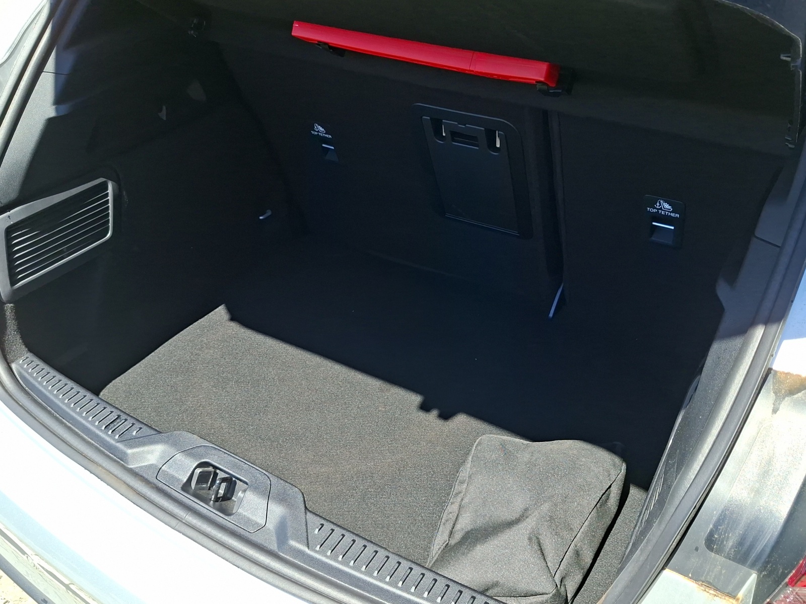 FORD Focus 1.0 MHEV Titanium X Automat-image-10