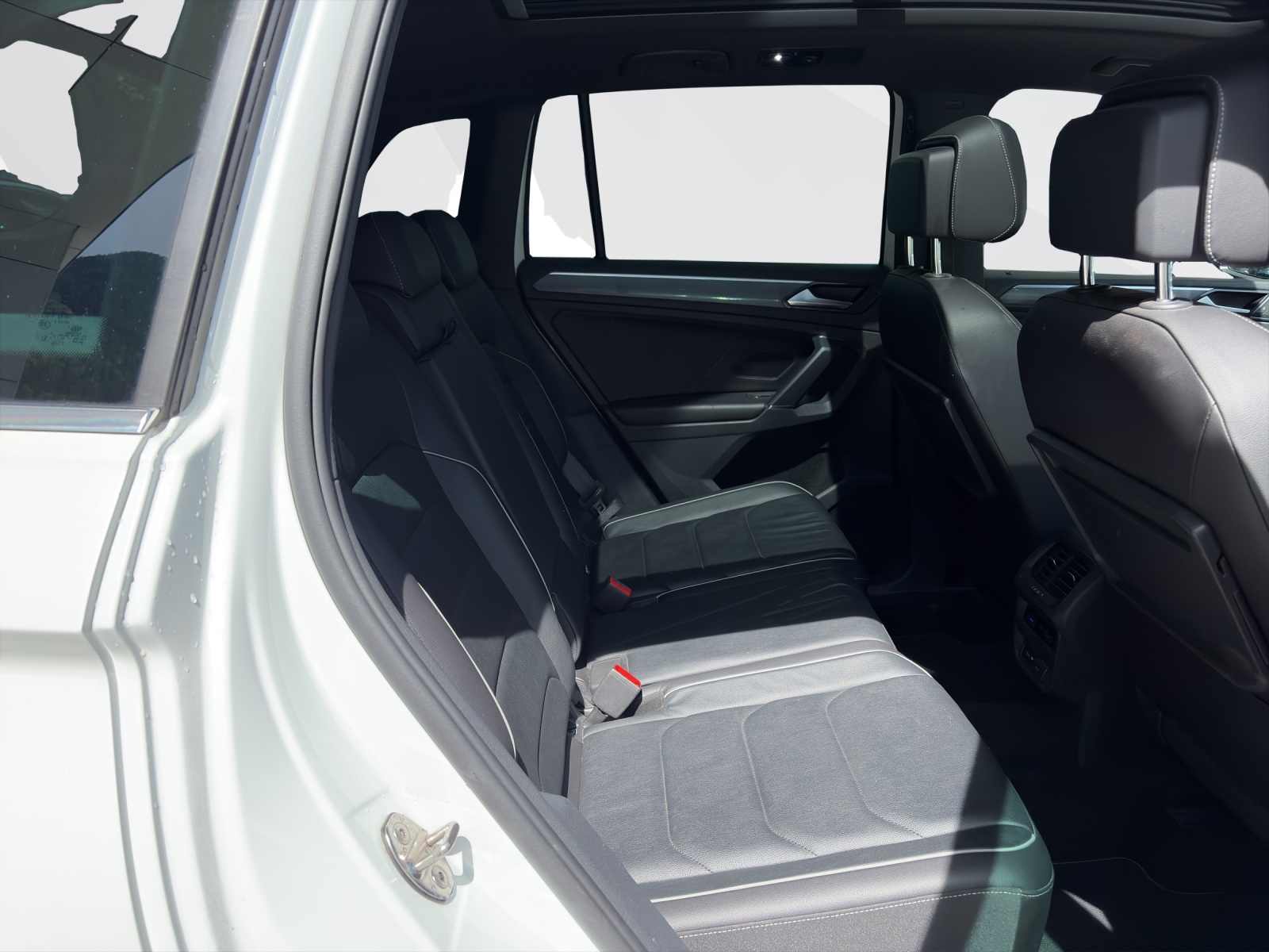 VW Tiguan 2.0 TDI SCR Highline DSG-image-20