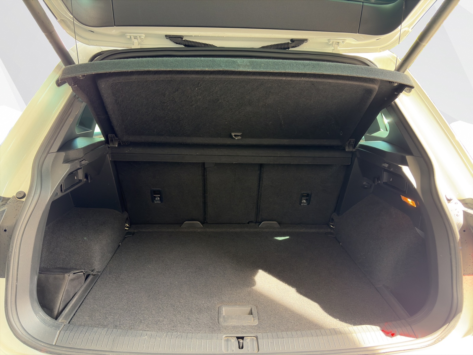 VW Tiguan 2.0 TDI SCR Highline DSG-image-19