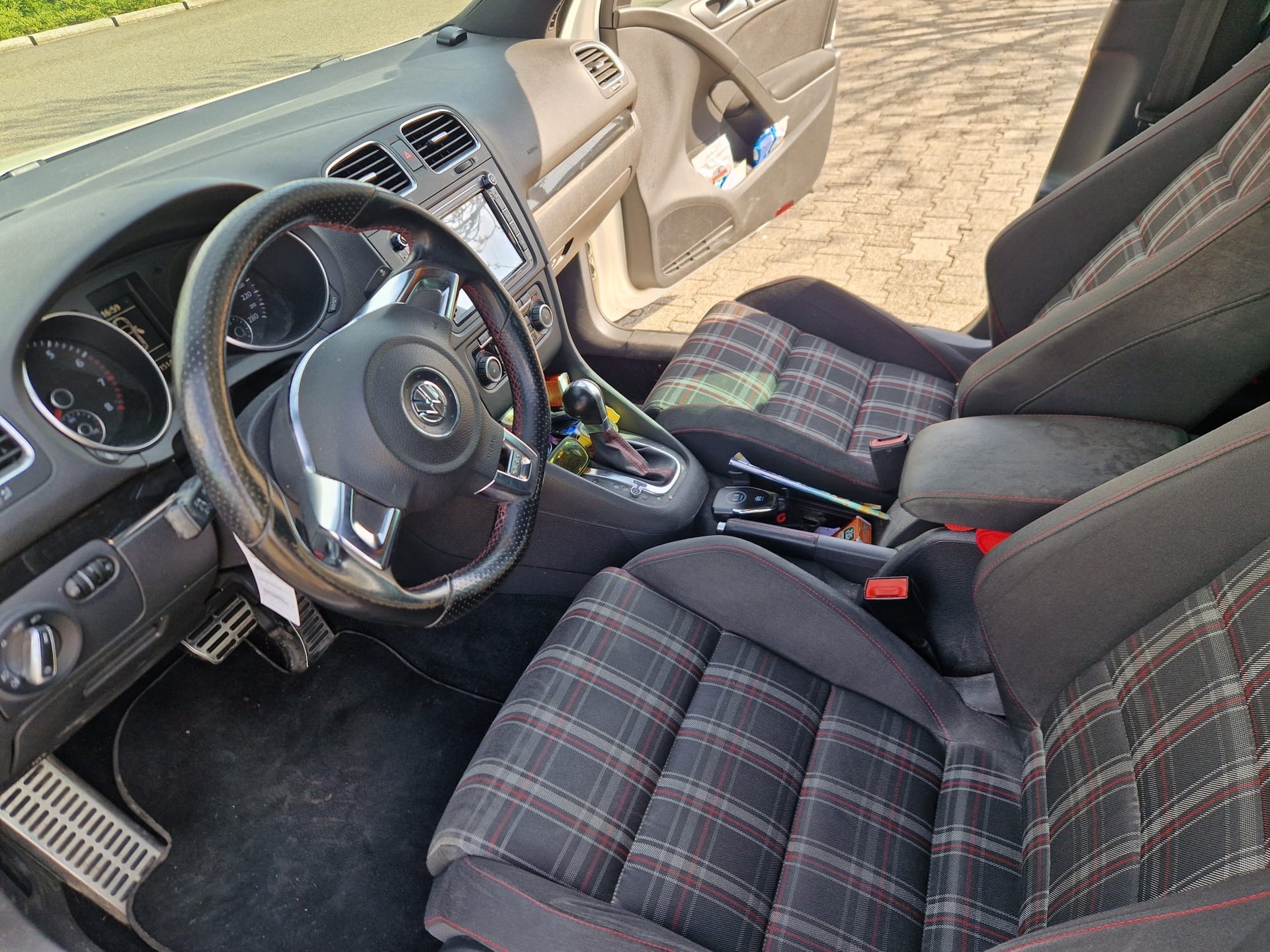 VW 2.0 TSI GTI DSG-image-3