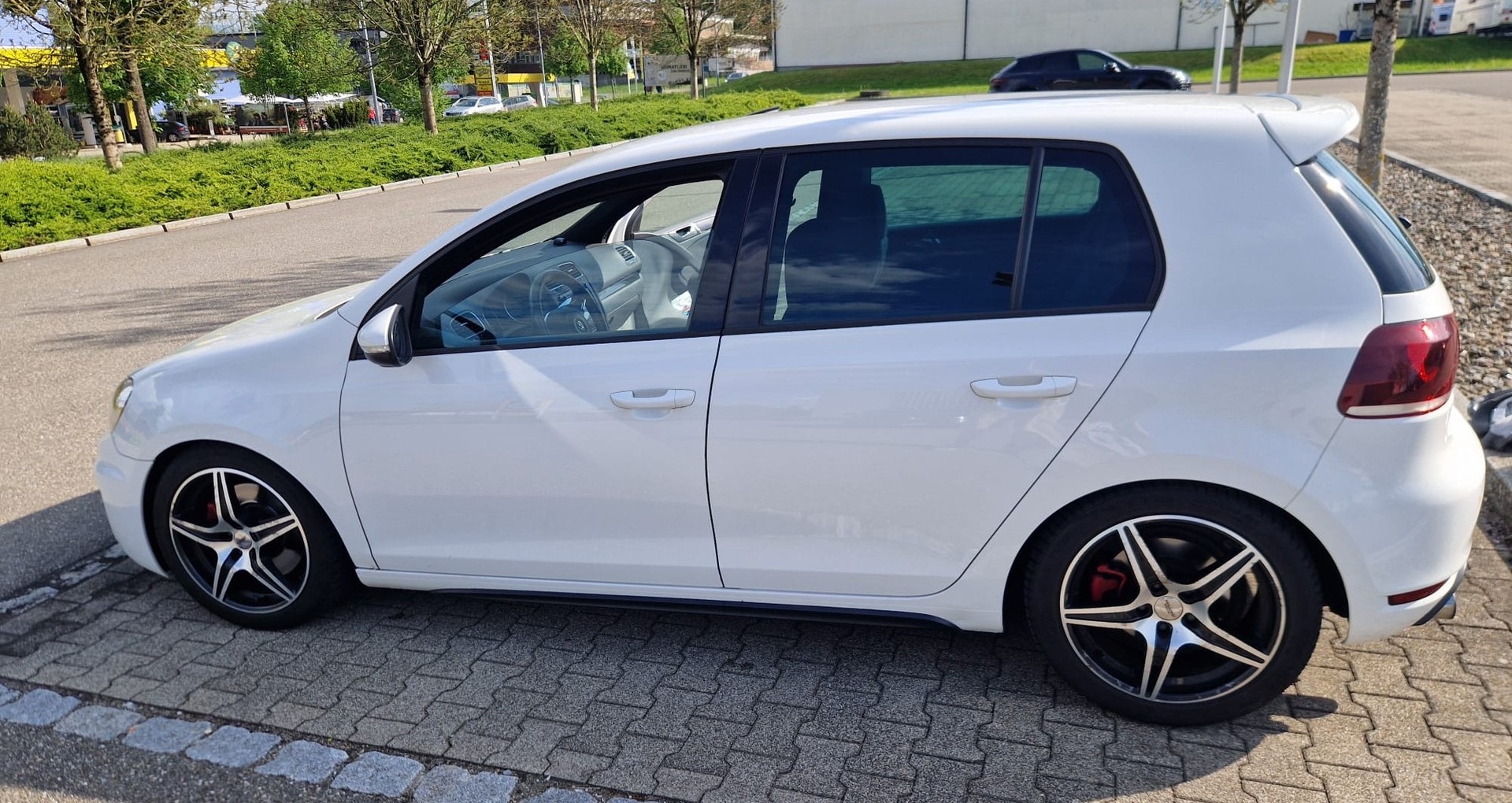 VW 2.0 TSI GTI DSG-image-4