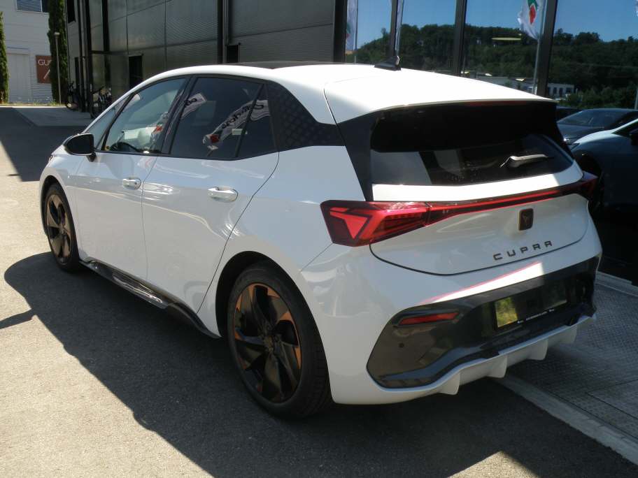 CUPRA Born Sensacion-image-2