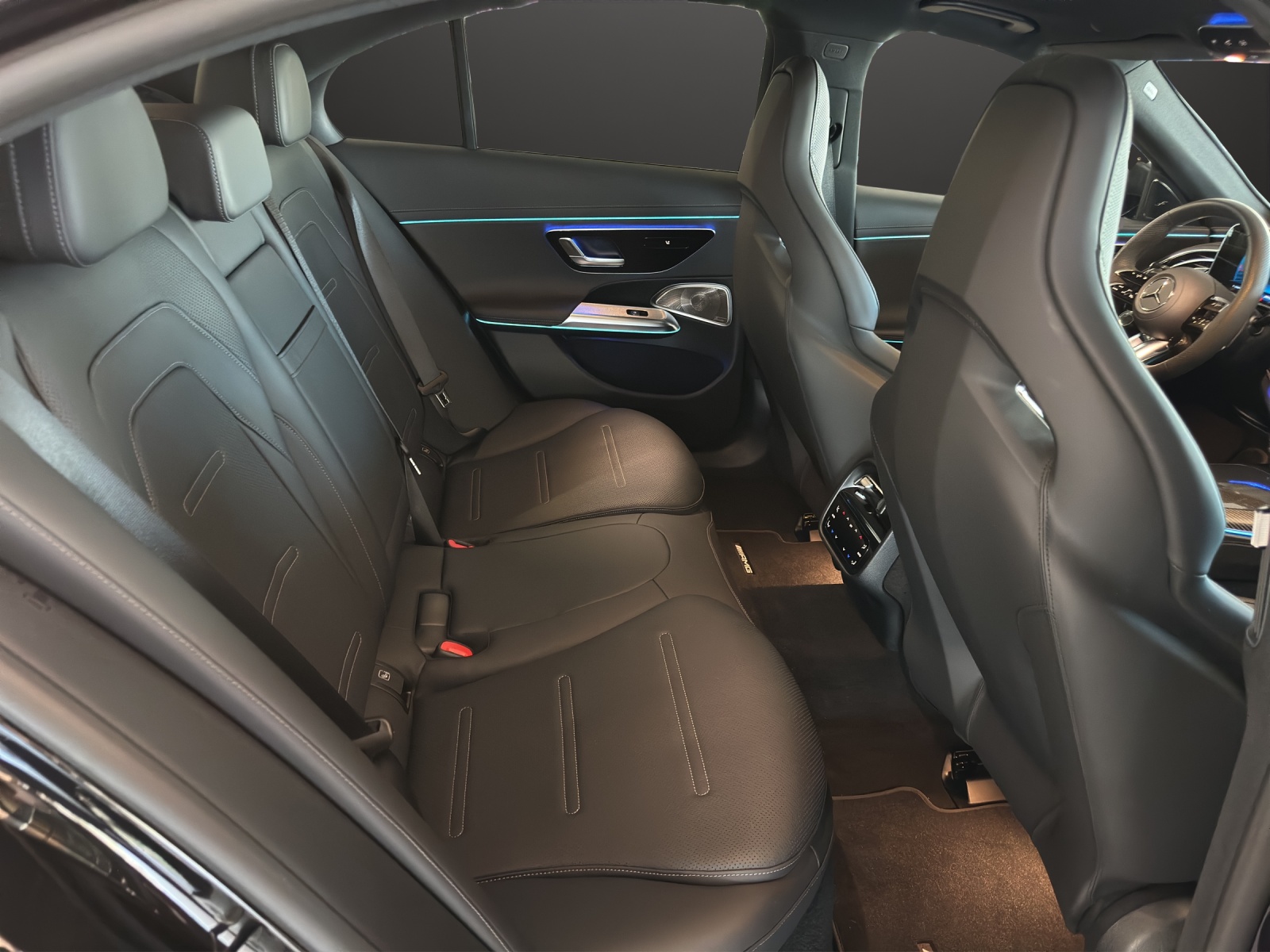 MERCEDES-BENZ E 53 AMG Hybrid 4Matic+-image-11