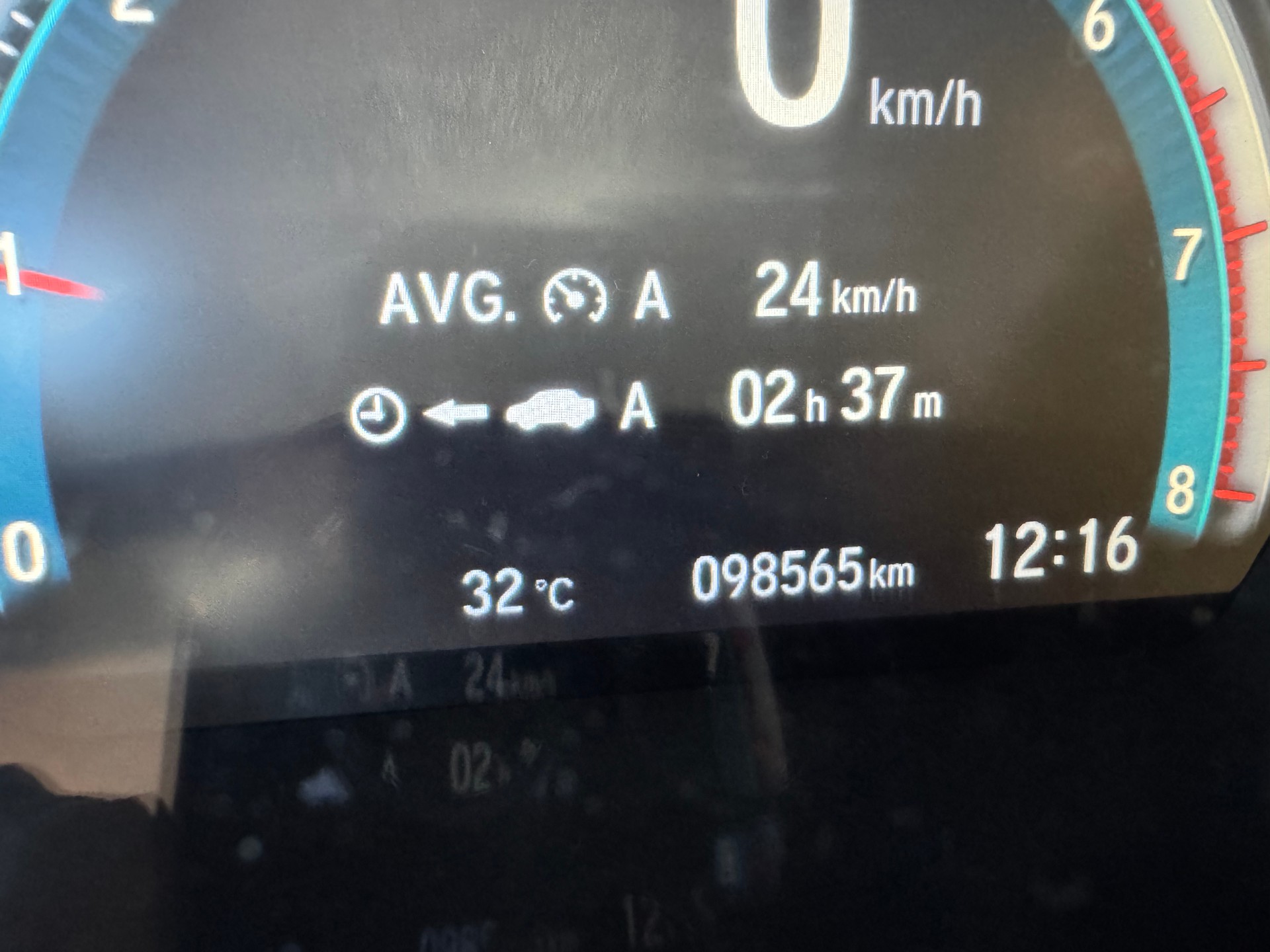 HONDA Civic 1.0 VTEC Executive CVT-image-10