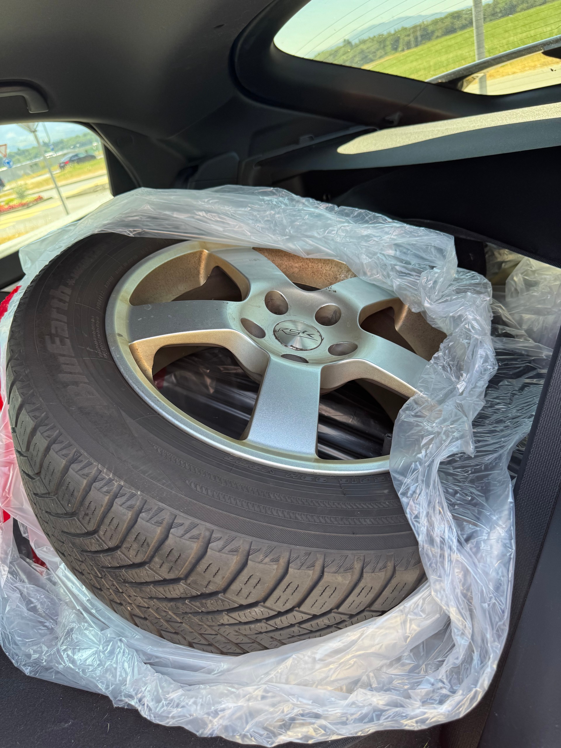 HONDA Civic 1.0 VTEC Executive CVT-image-11